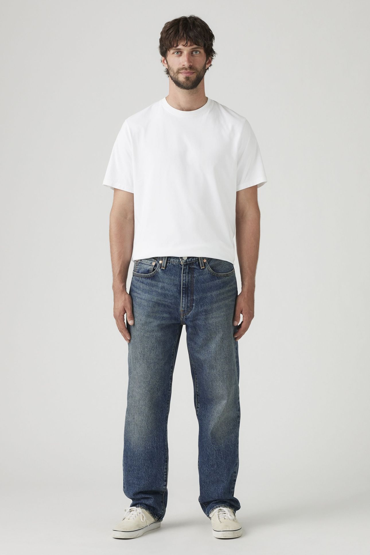 568™ LOOSE STRAIGHT JEANS 3