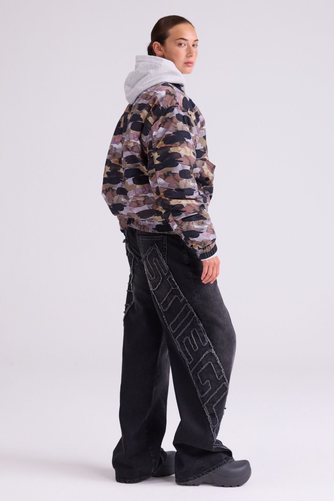 CARMELO BOMBER BROWN 6