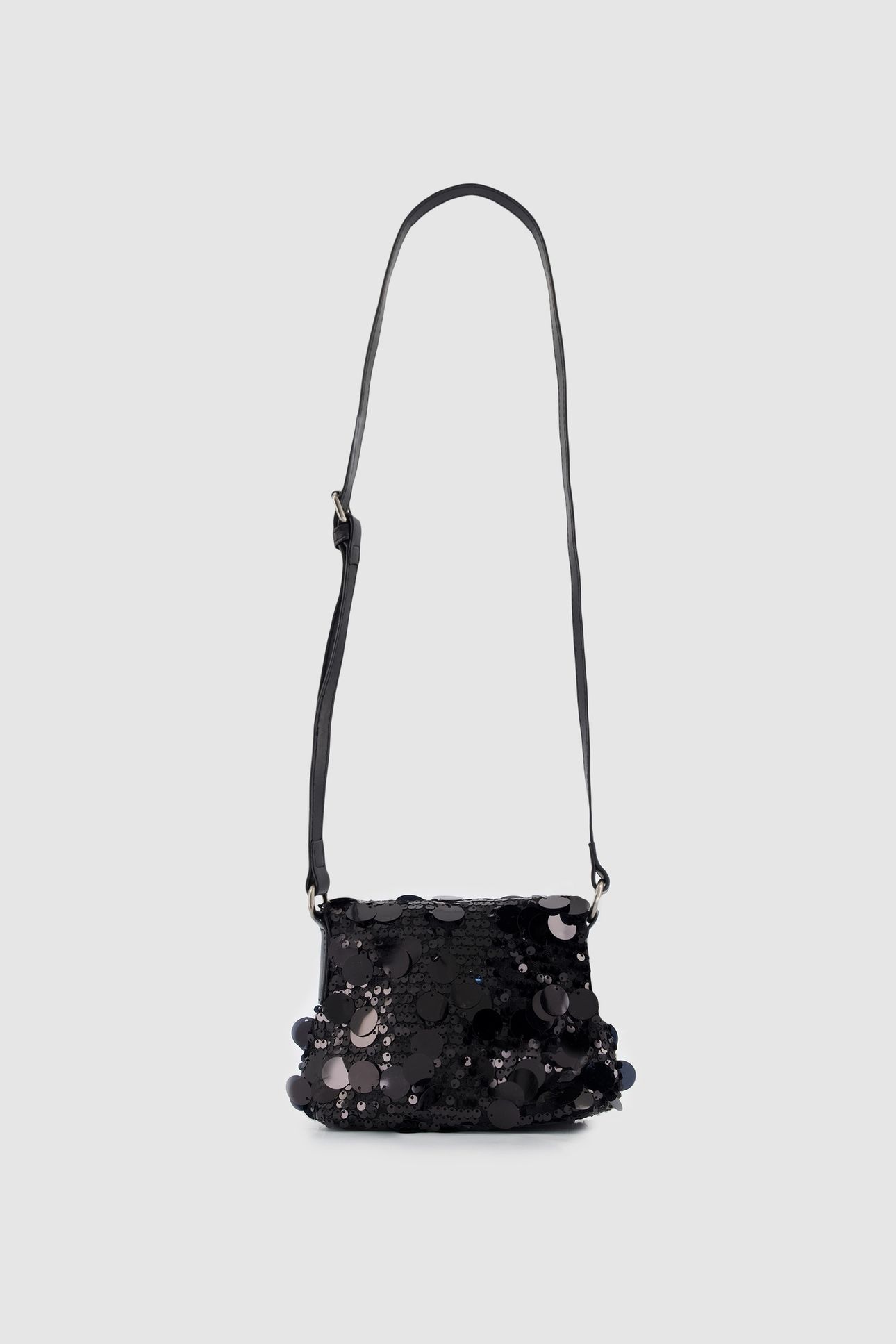 BLACK SEQUINS EMBROIDERY HANDBAG 4