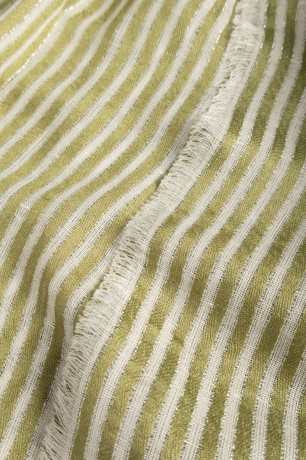 GREEN FRINGED PONCHO WITH SUNLOUNGER STRIPES 3