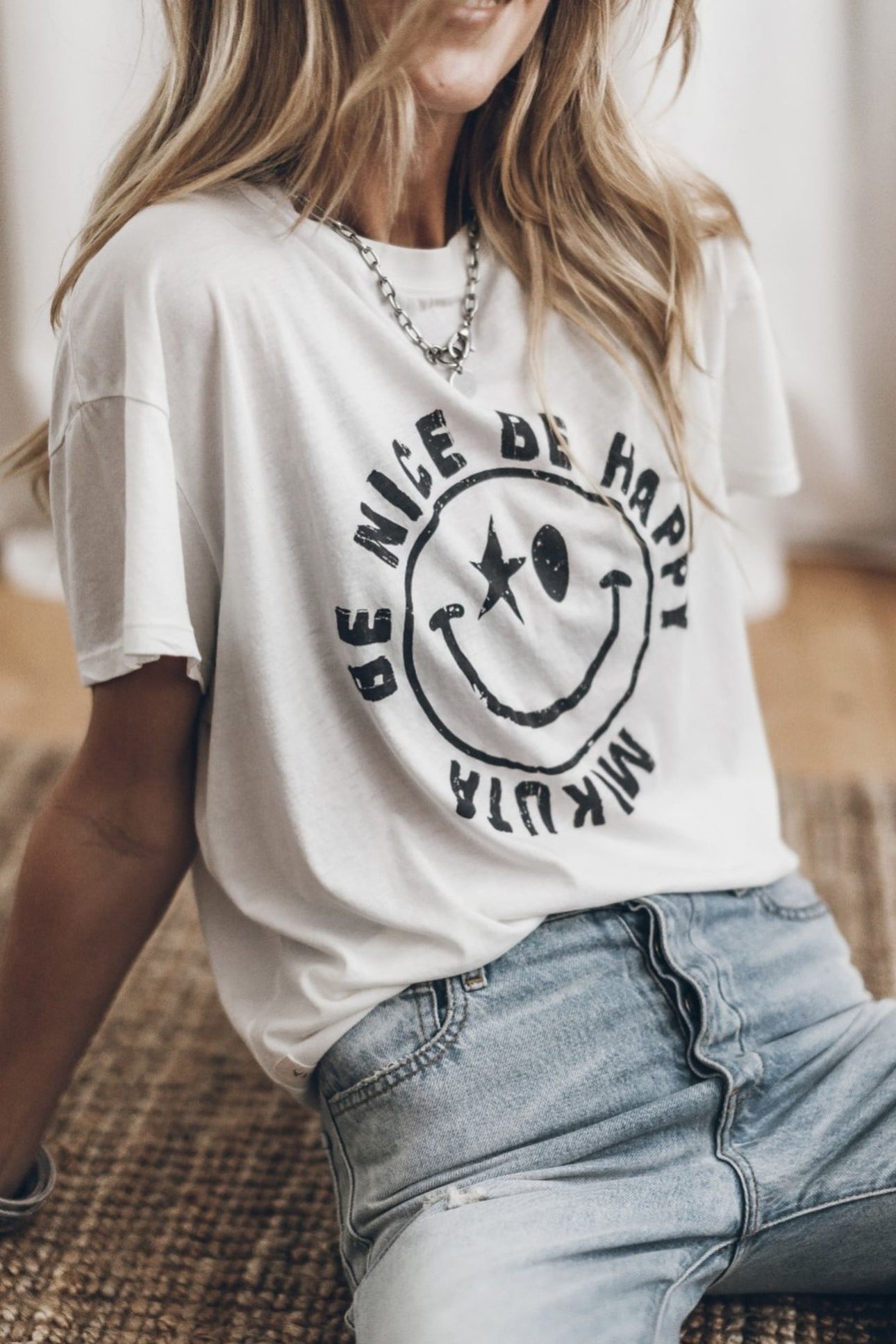 THE WHITE SMILEY BASE T-SHIRT WHITE 1