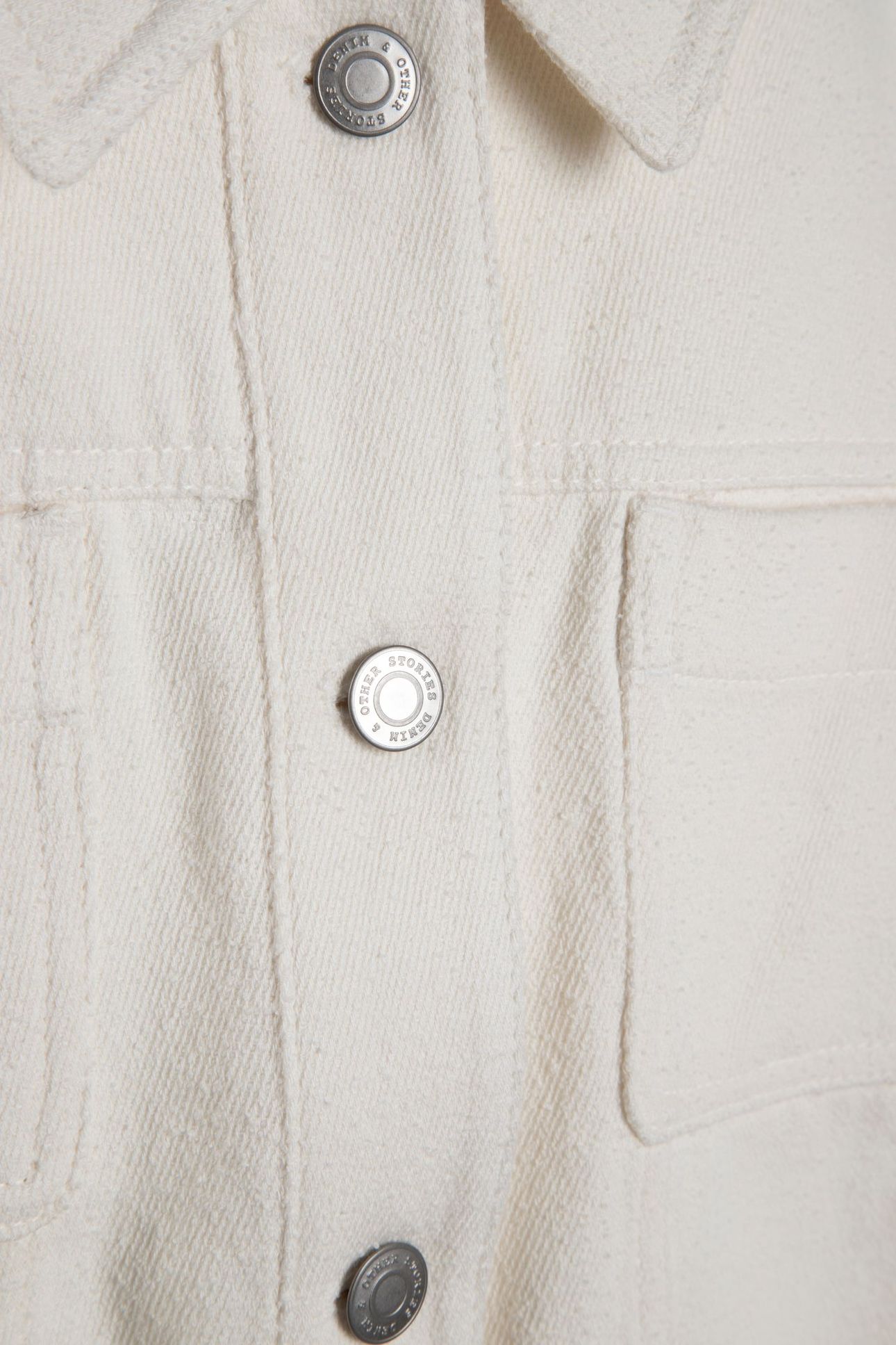 AKELA JACKET WHITE 5