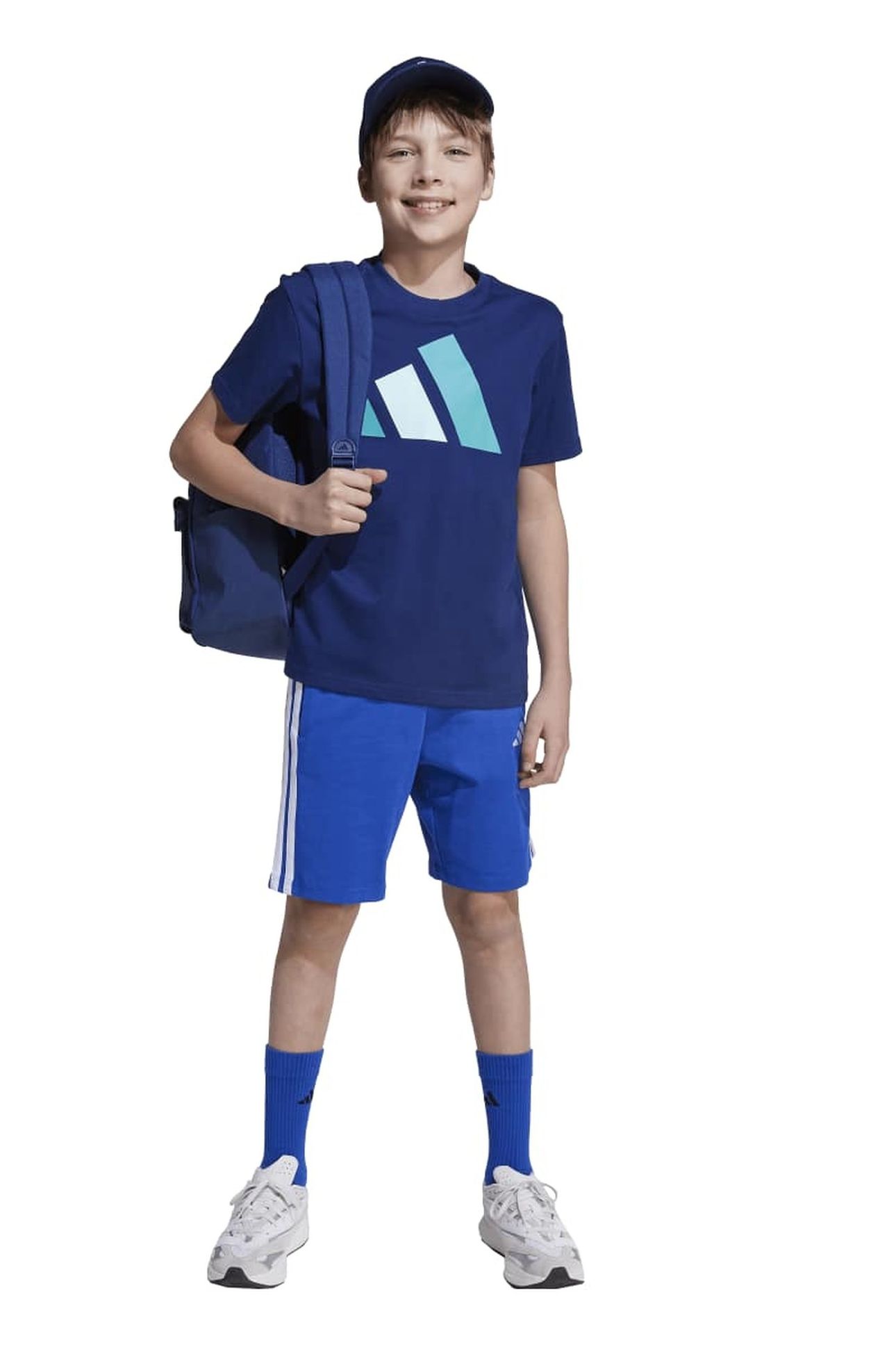 SPORTSWEAR ESSENTIALS T-SHIRT KIDS 7