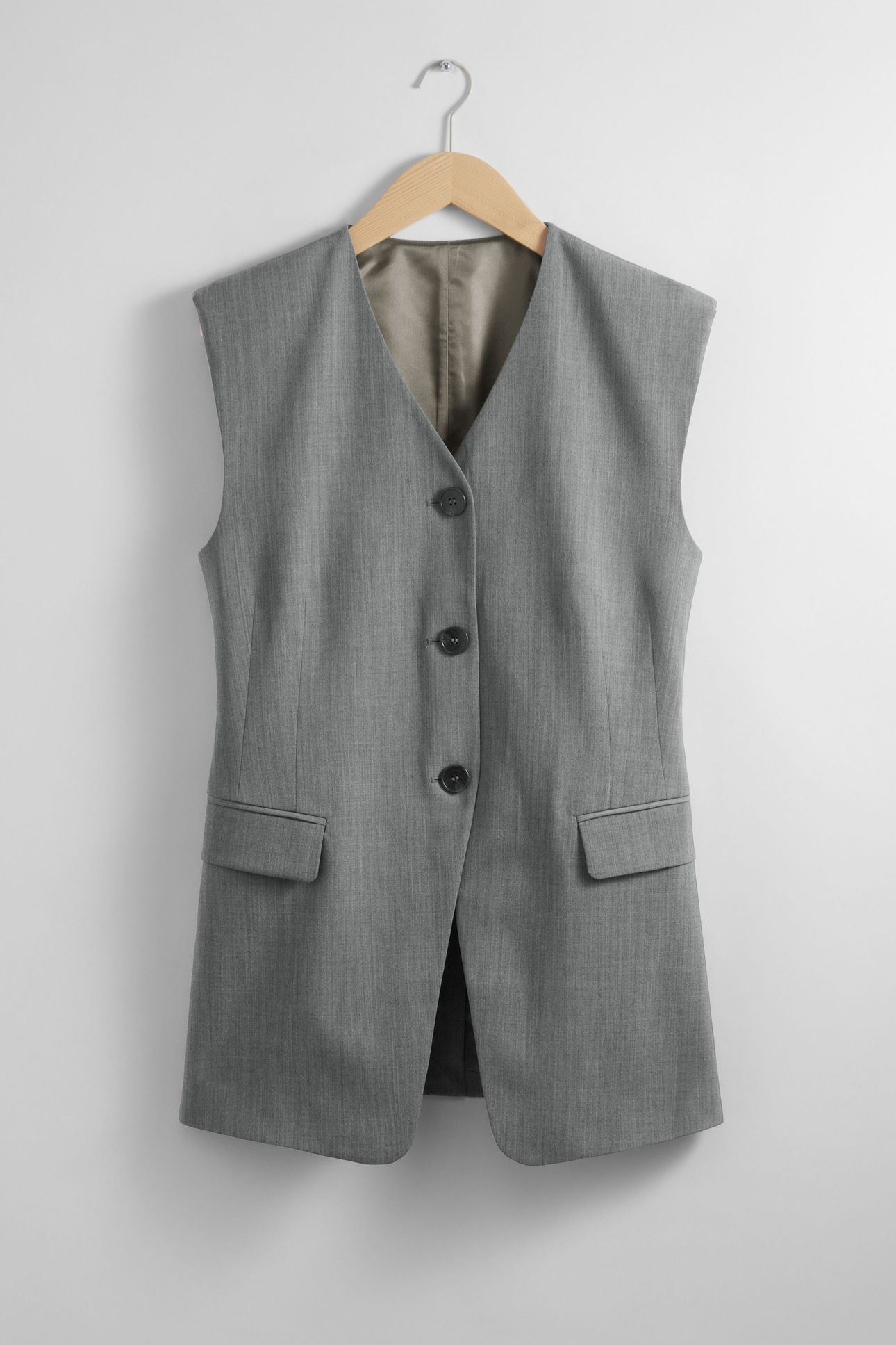 LOUISA VEST GREY 3