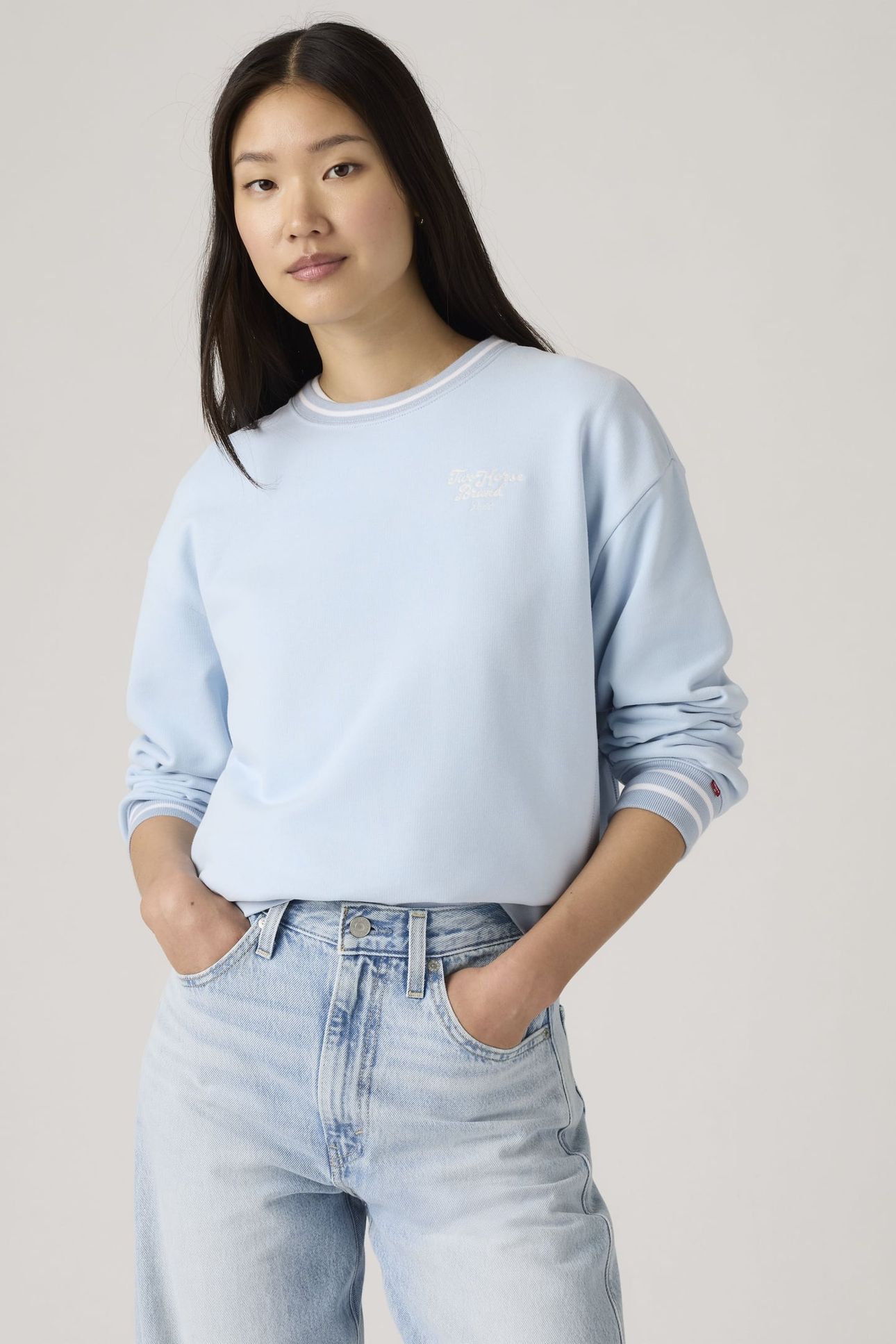 GRAPHIC HERITAGE SPORT CREWNECK SWEATSHIRT 1