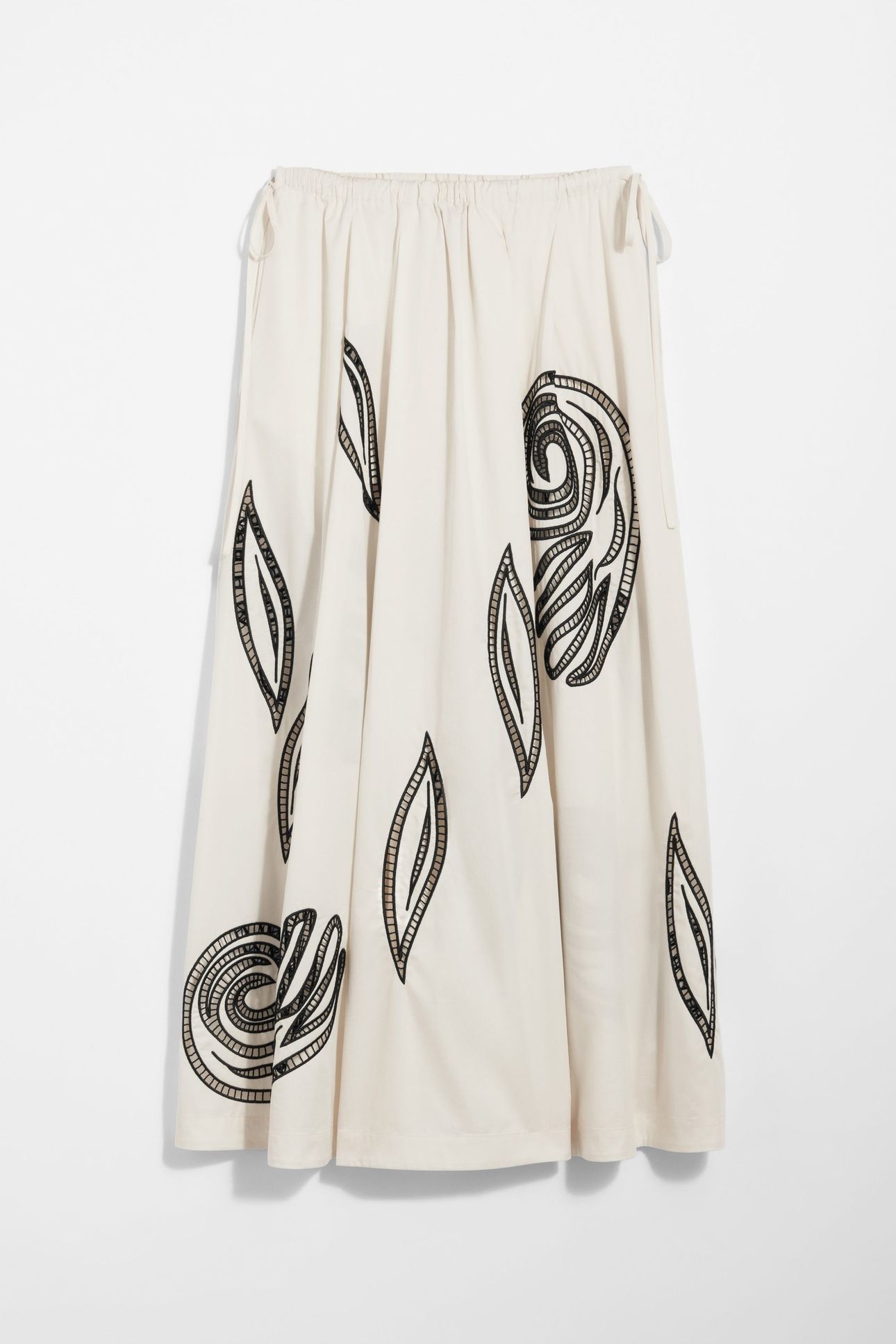 WIN EMBROIDERY WHITE 3