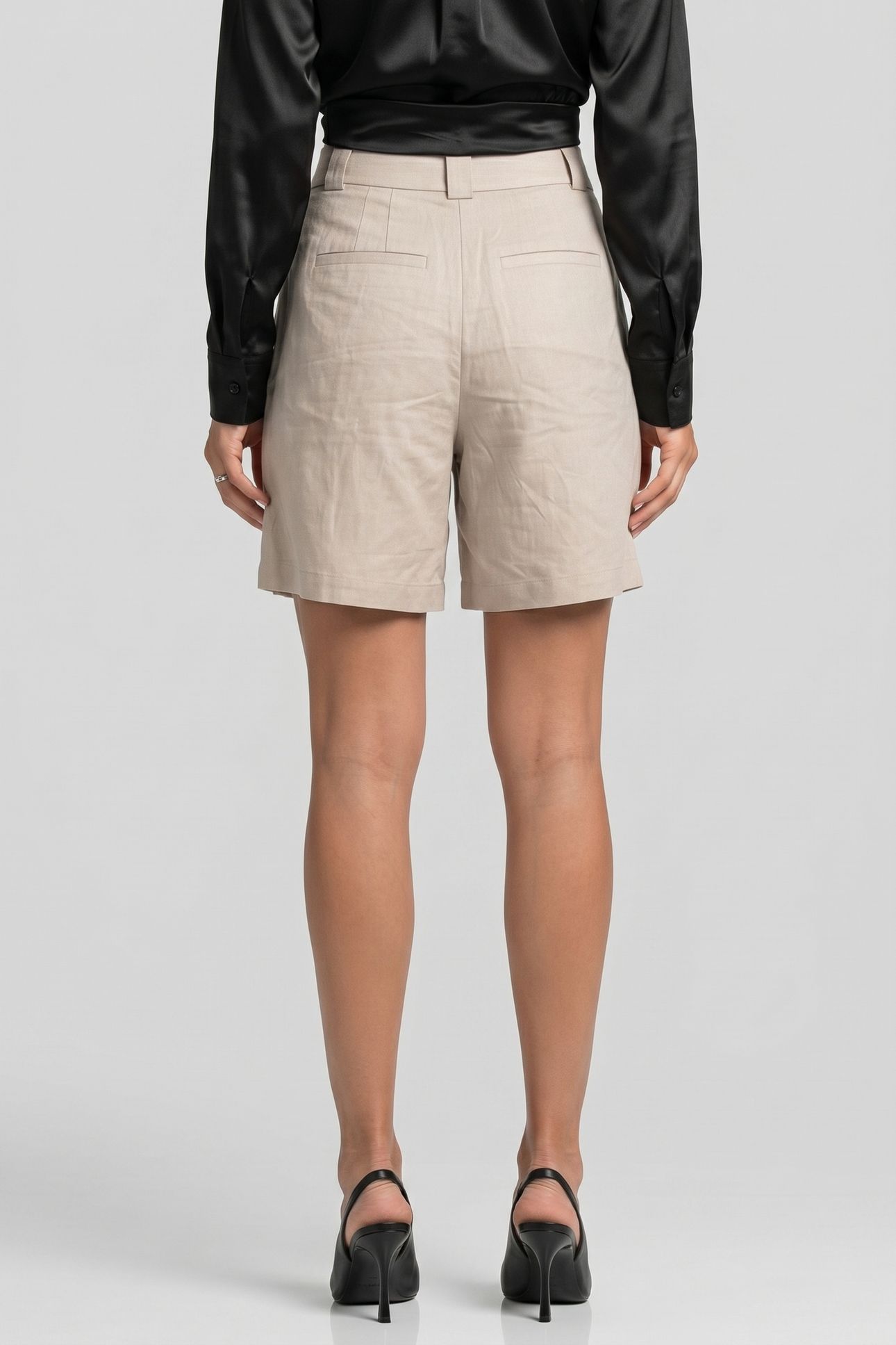 CECIL SHORTS BEIGE 2