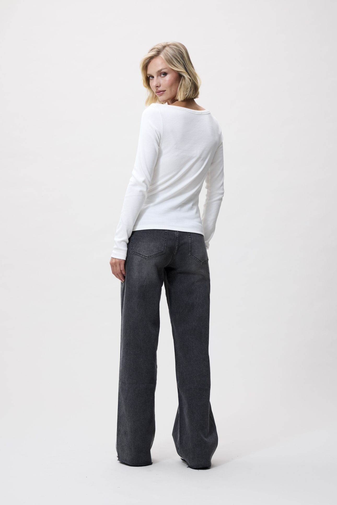 BOATNECK RIB LONG SLEEVE OFF WHITE 3