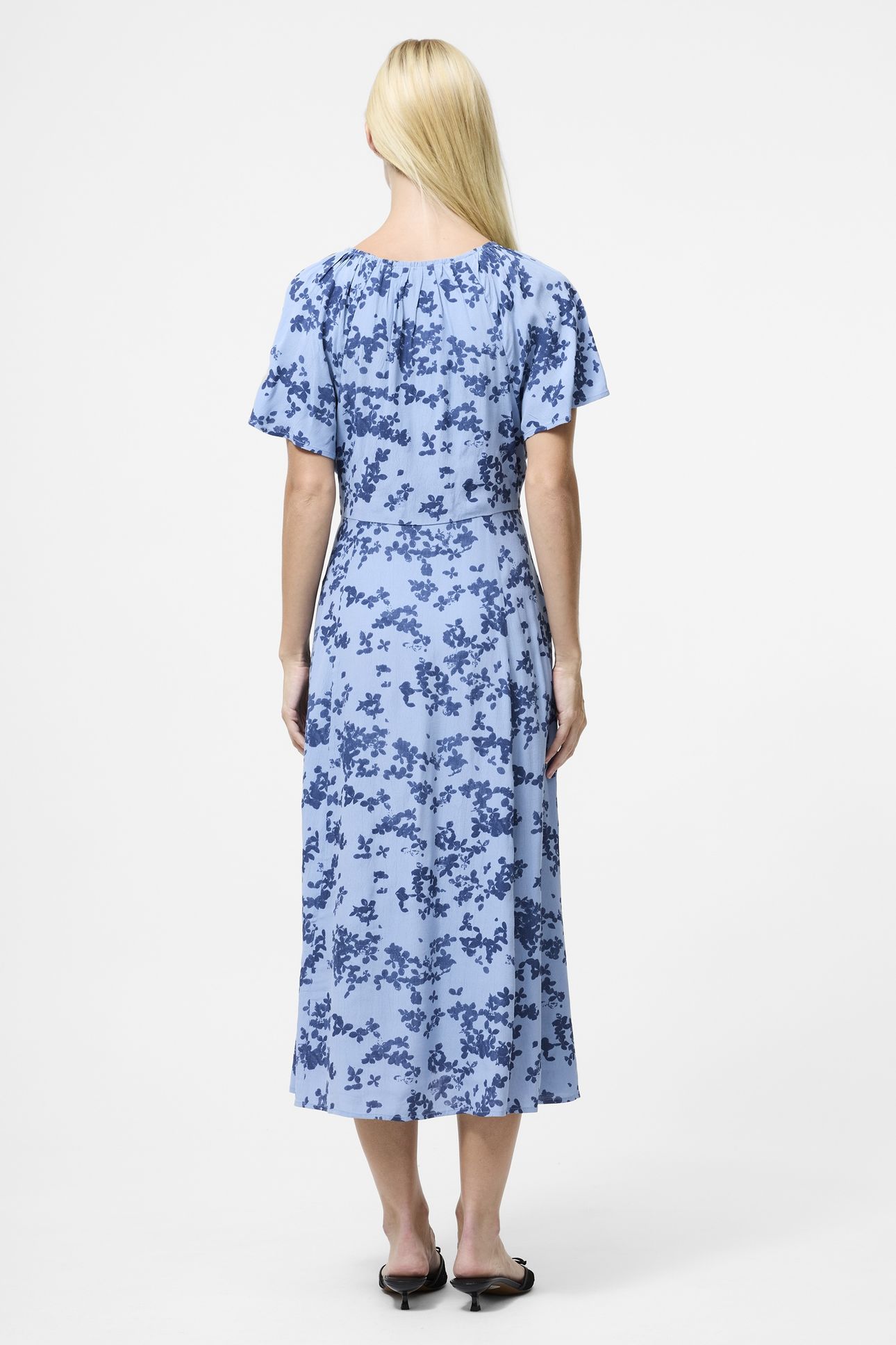ISLA LIZZIE CREPE S/S V NK DRE BLUE MULTI 2