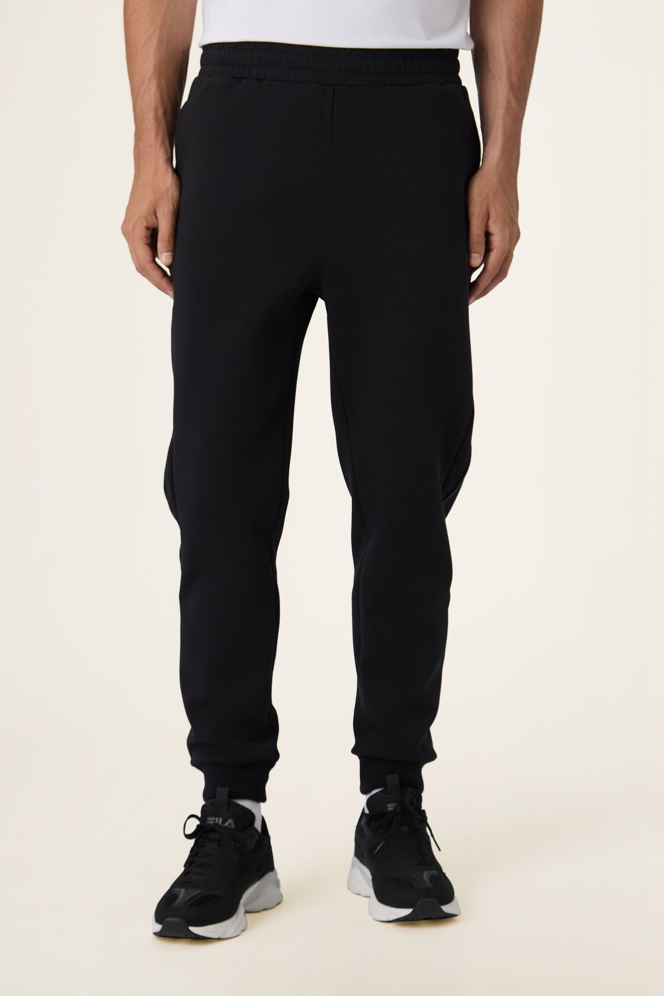 RIVOLI SLIM SWEATPANTS BLACK 1