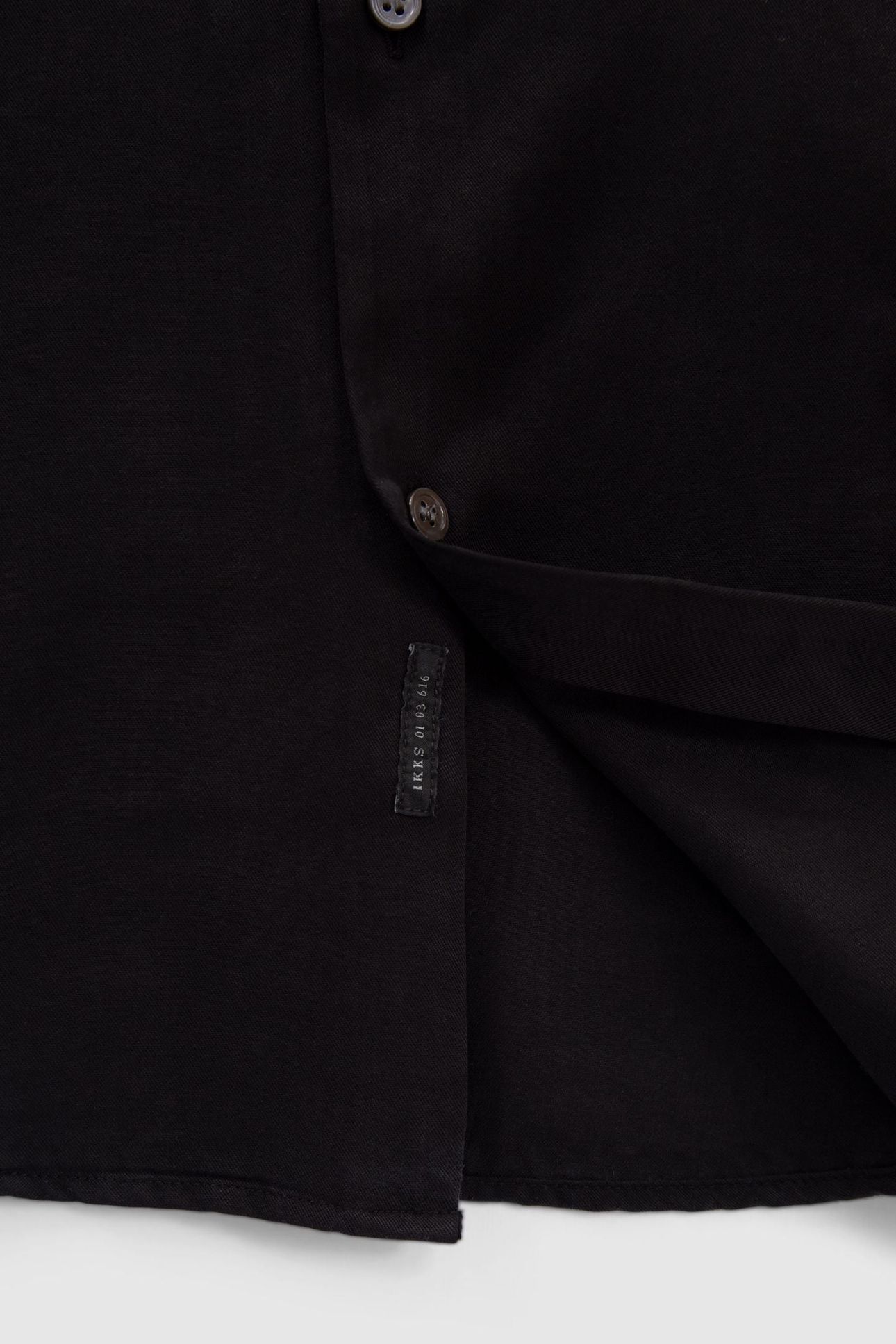 REGULAR BLACK SHIRT IN TENCEL® FABRIC 3