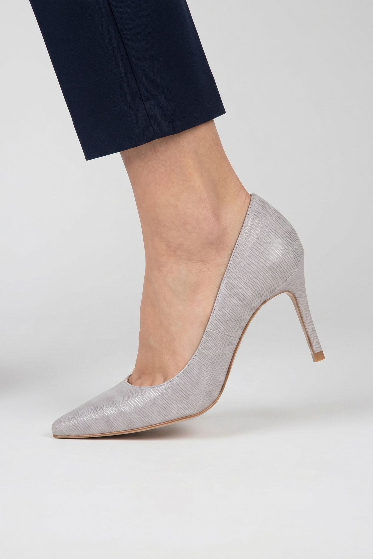 FLORET NEW CLOSED COURTS GREY 3