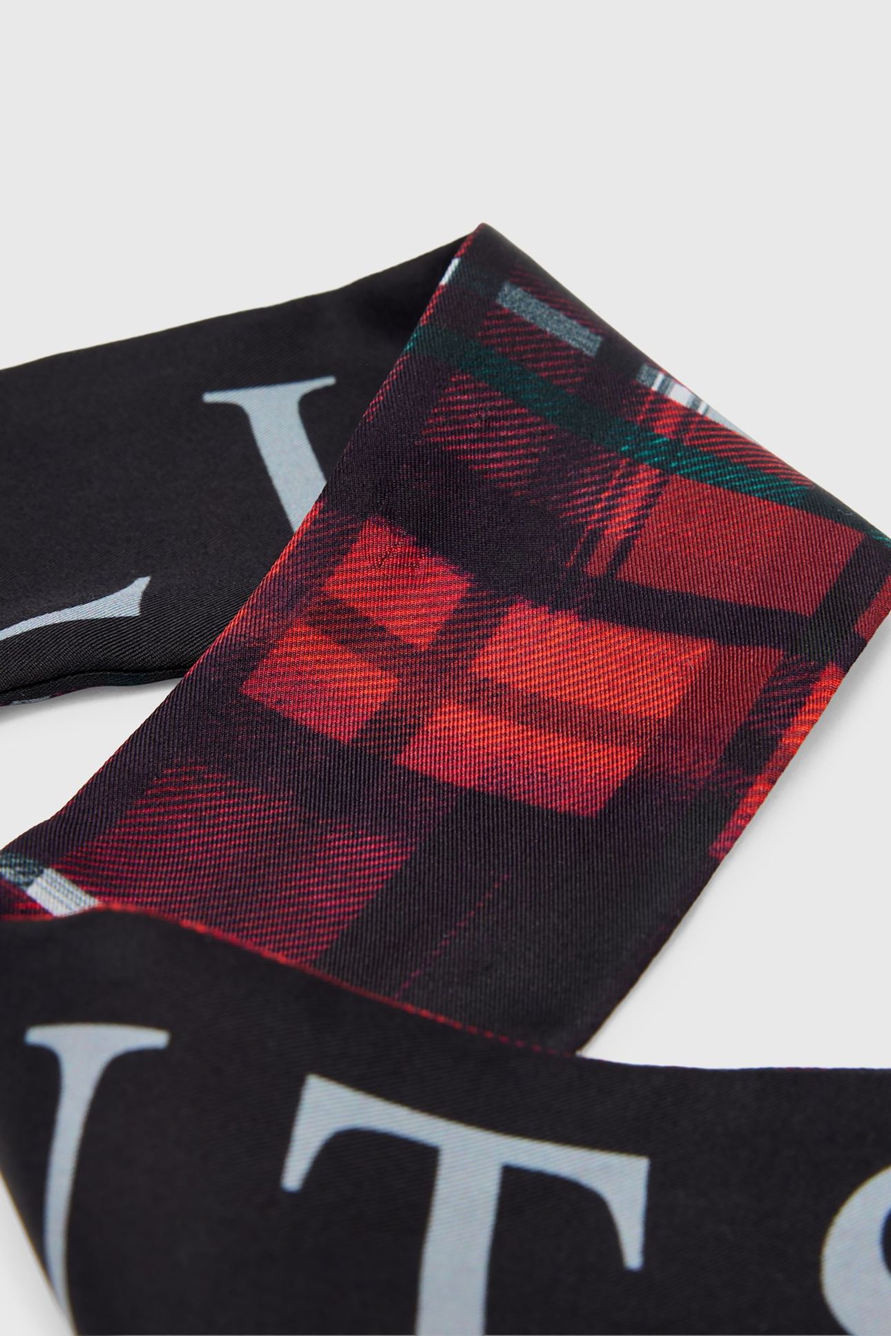 INDY SKINNY SCARF BLACK/RED 3
