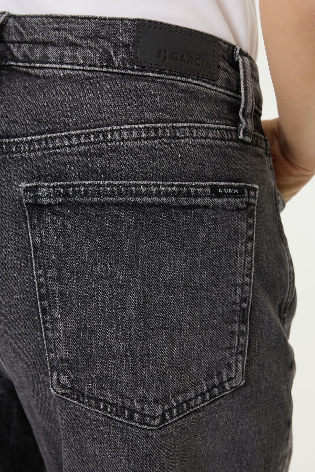 CHYLA PANTS DENIM DARK USED 5