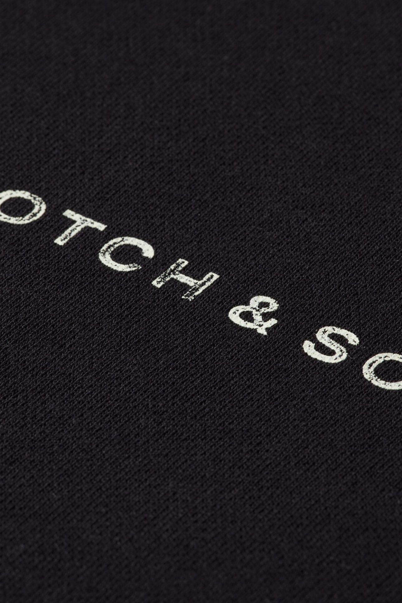 CORE - LOGO FRONT CHEST SWEATSHIRT BLACK 7