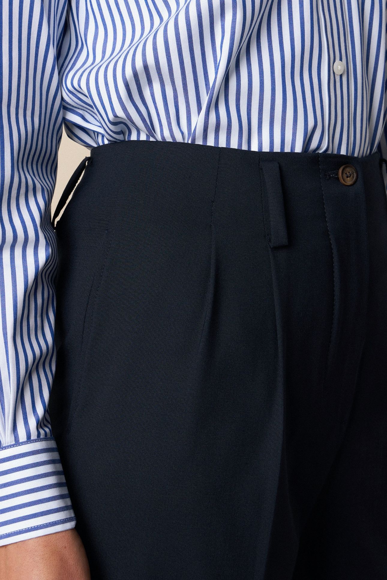 WOOL BLEND STRETCH PLEATED TROUSERS NAVY 5