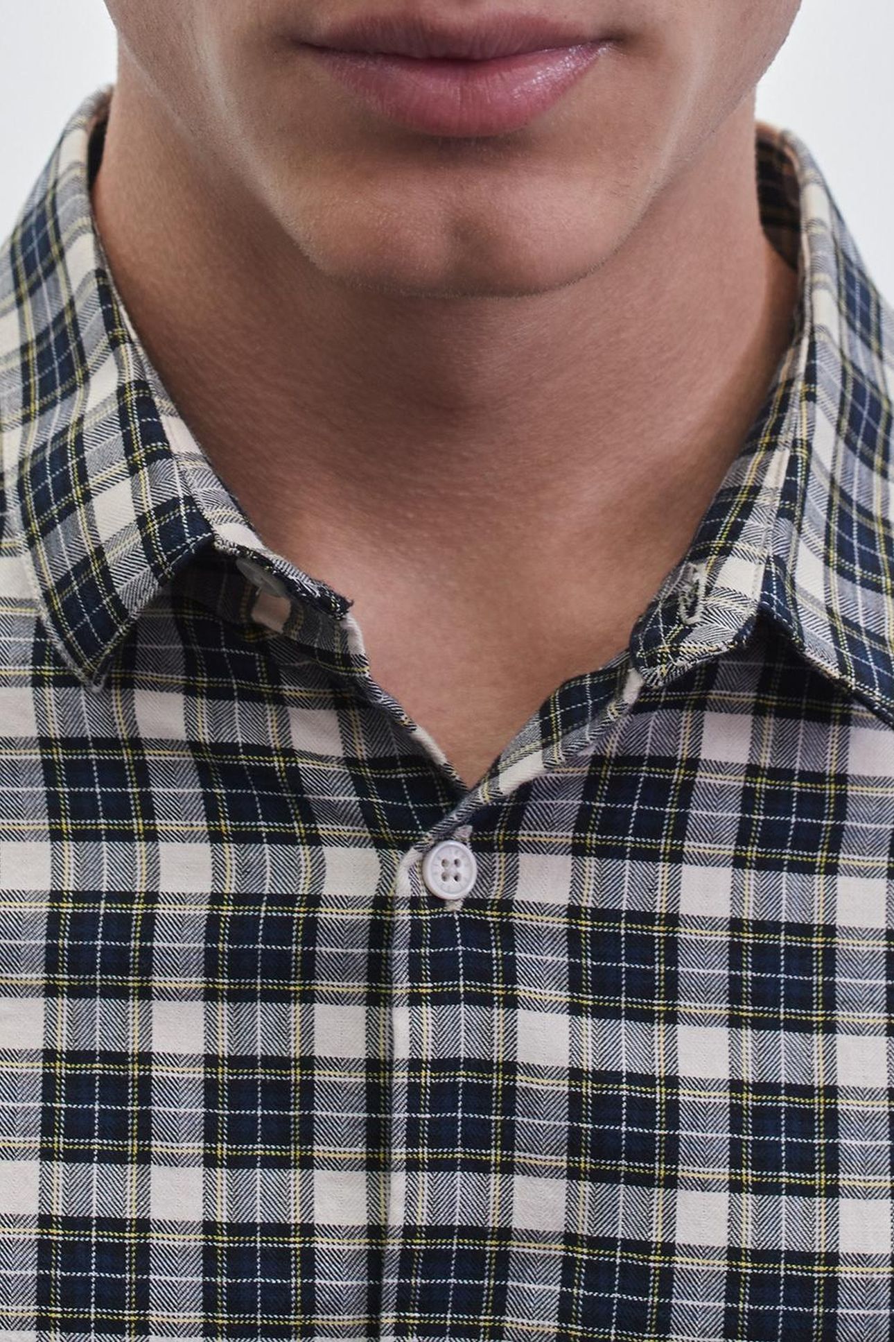 NAVY CHECKED SLIM SHIRT 6