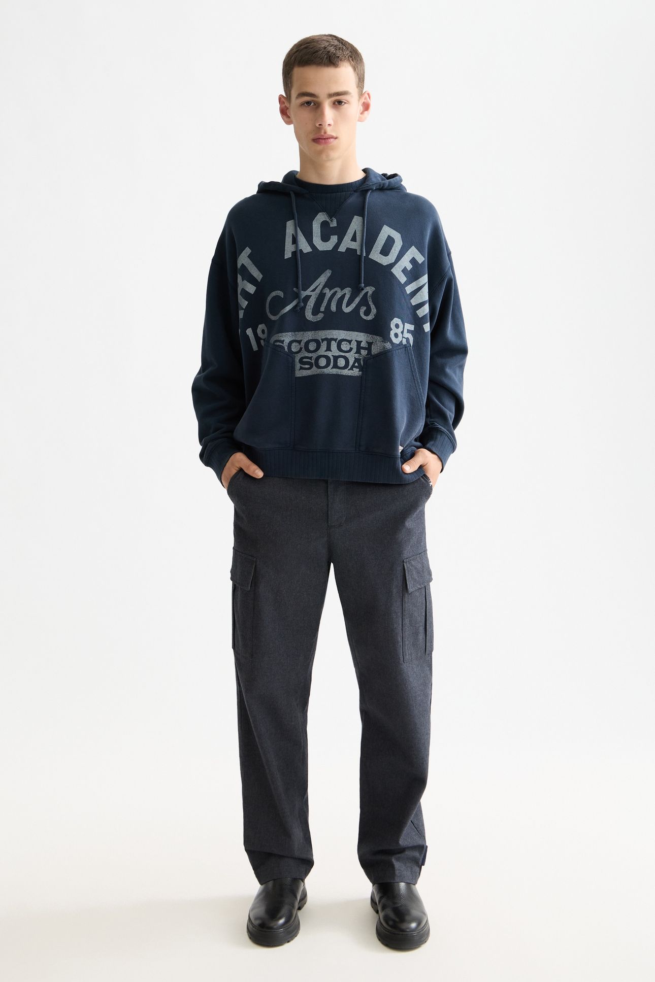 WASH ARTWORK HOODIE SKY CAPTAIN 3