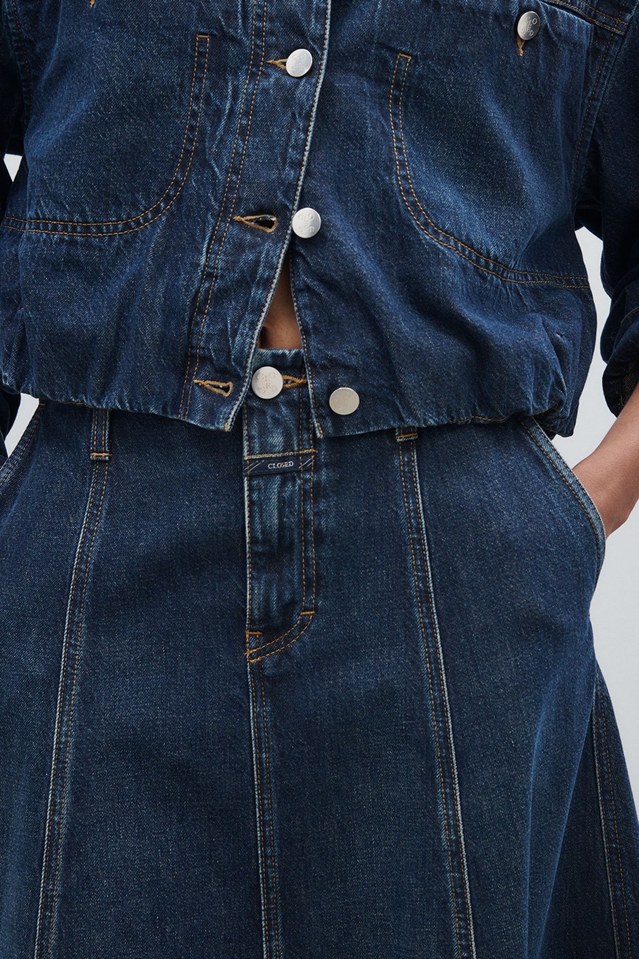 A LINE SKIRT DARK BLUE 6