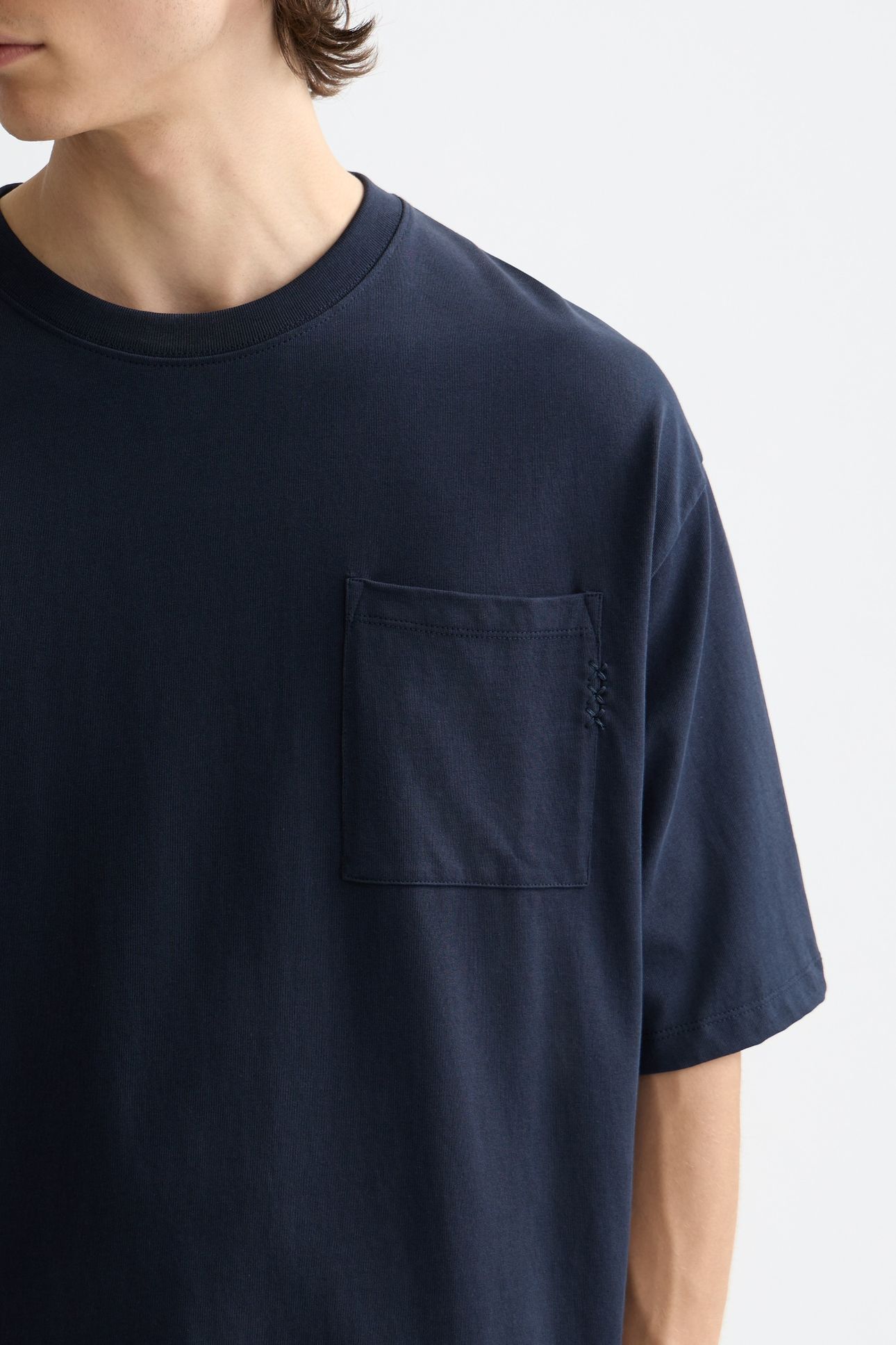 CORE - 3 CROSSES LOOSE FIT POCKET T-SHIRT NAVY 4