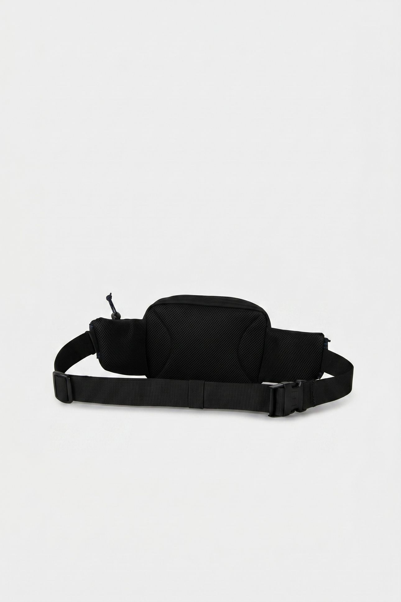ARCHIVE BUMBAG BLACK 3