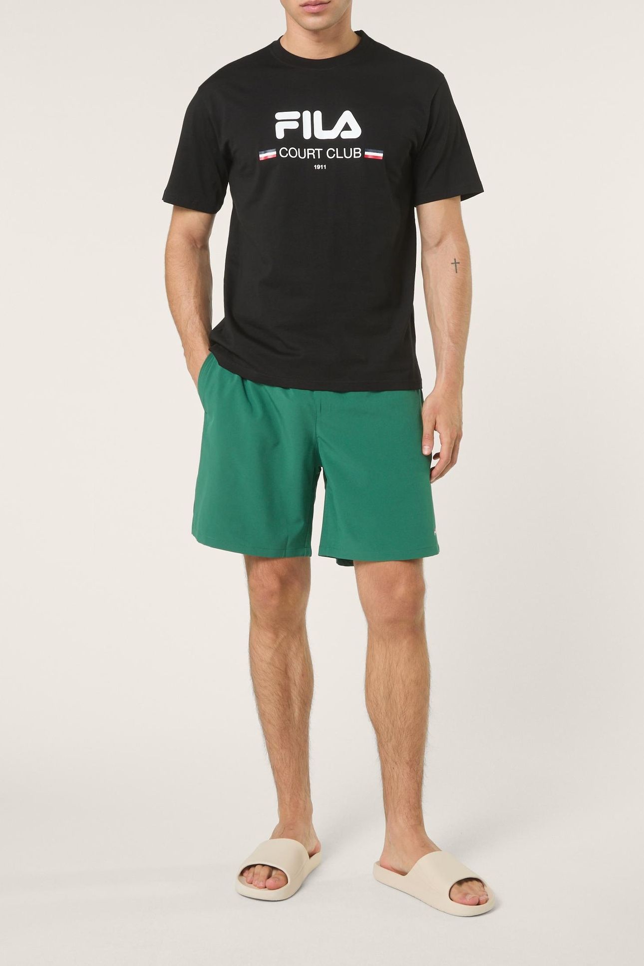 DOCCIA RELAXED LOGO GRAPHIC T-SHIRT BLACK 3