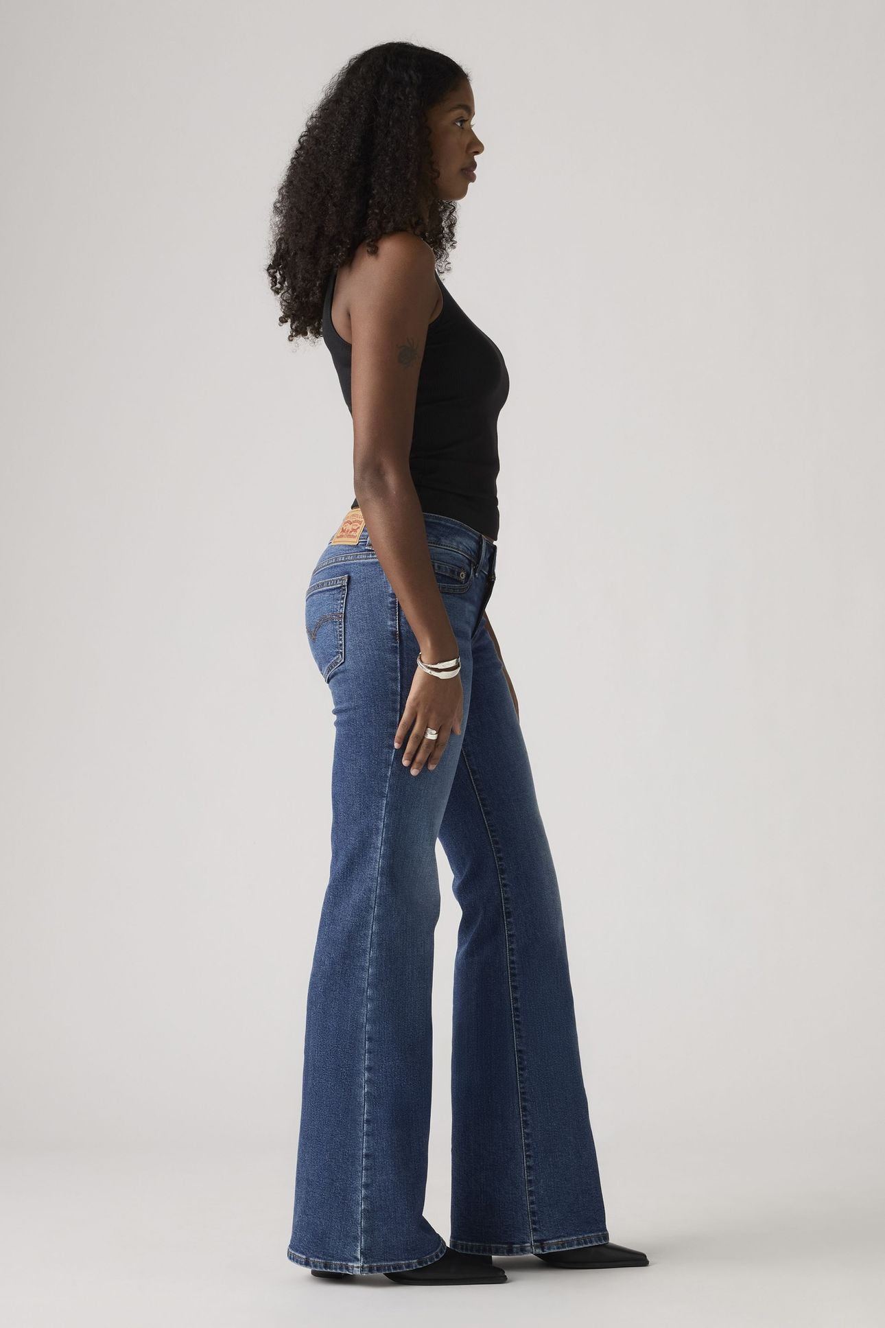 SUPERLOW FLARE JEANS 4