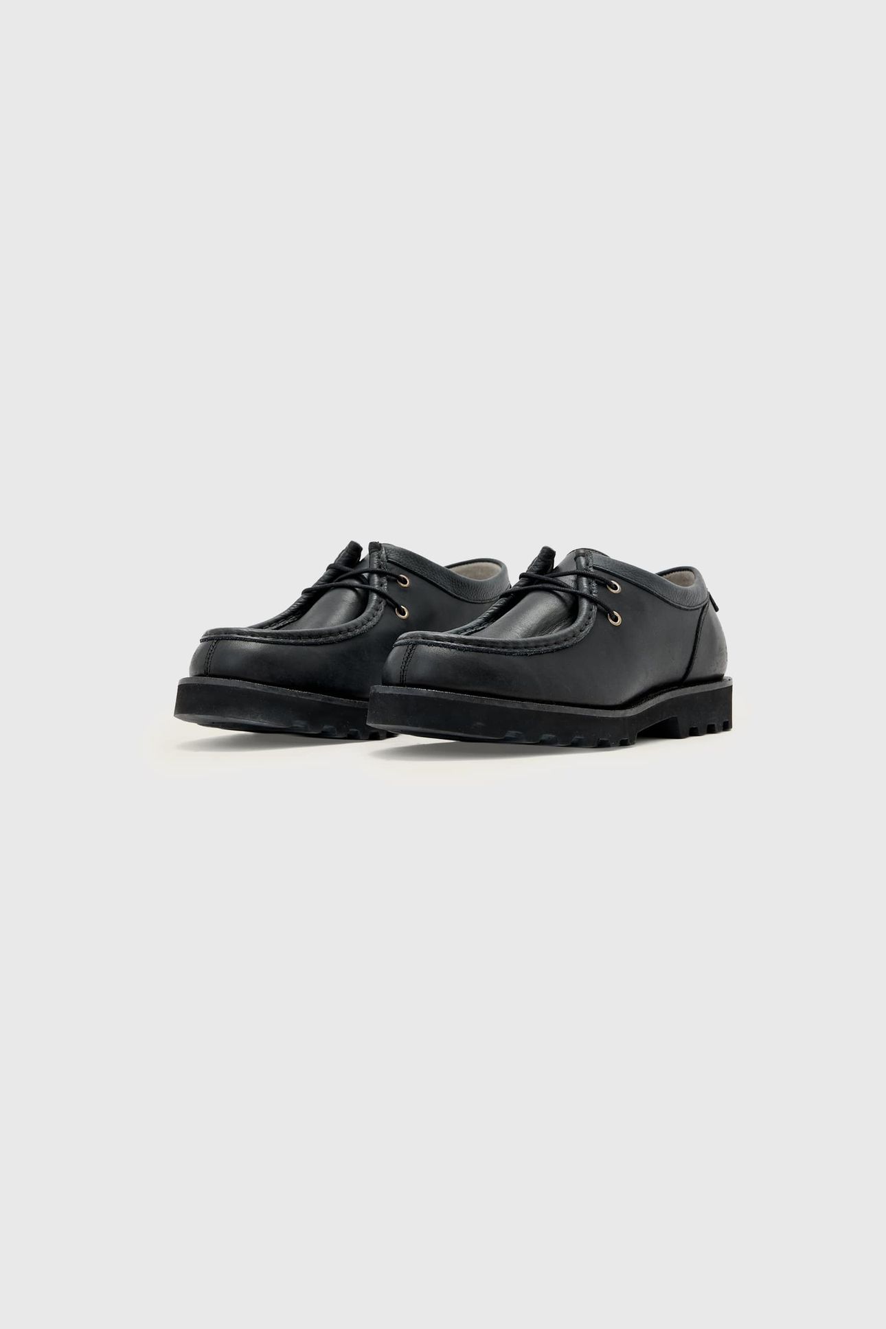 SKIFF APRON SHOE BLACK 2