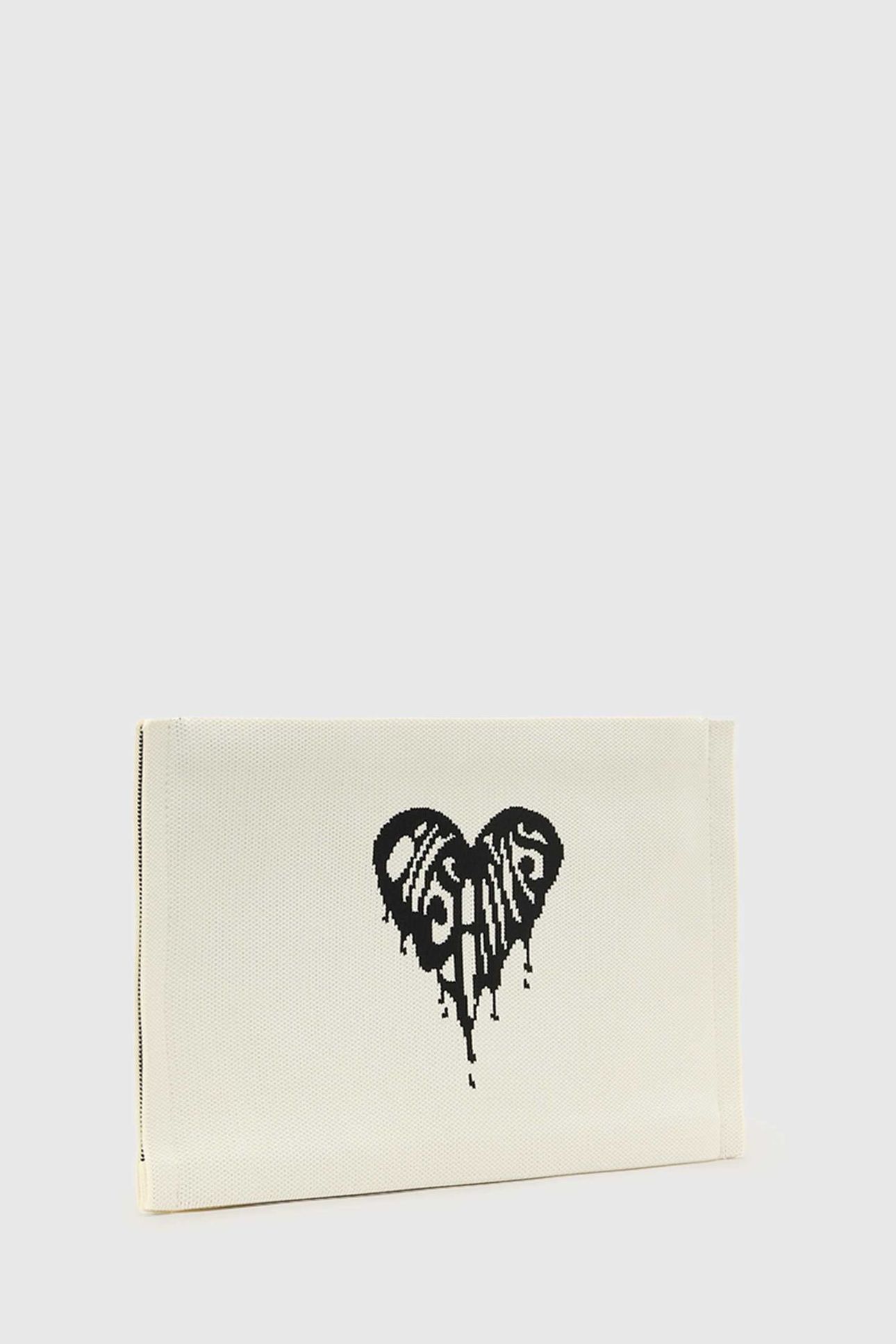 IZZY HEART CLUTCH WHITE 3