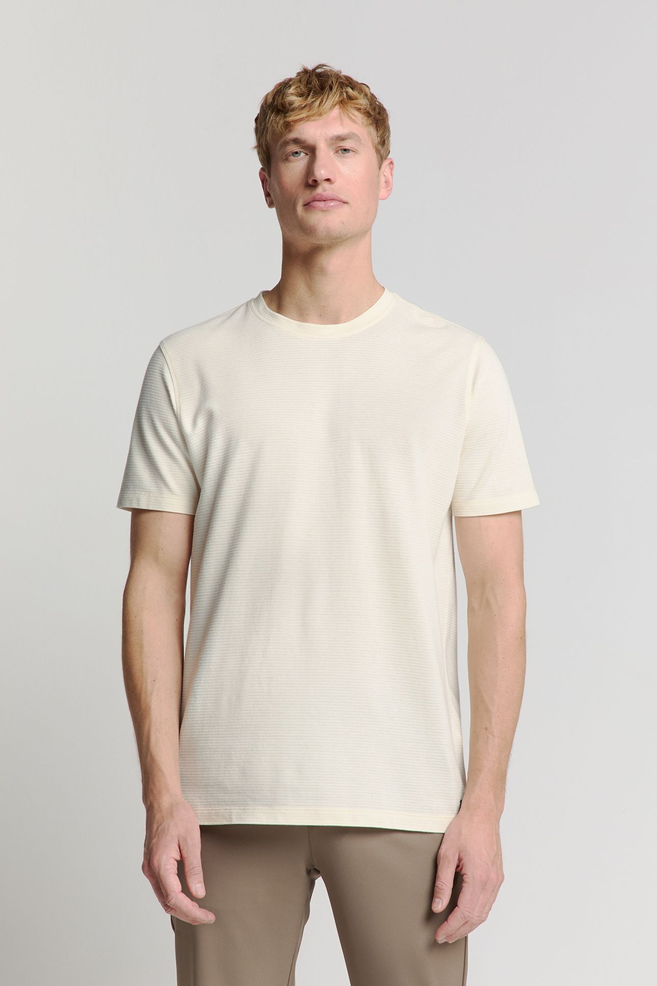 T-SHIRT CREWNECK SOLID RELIEF KNIT OFFWHITE 2