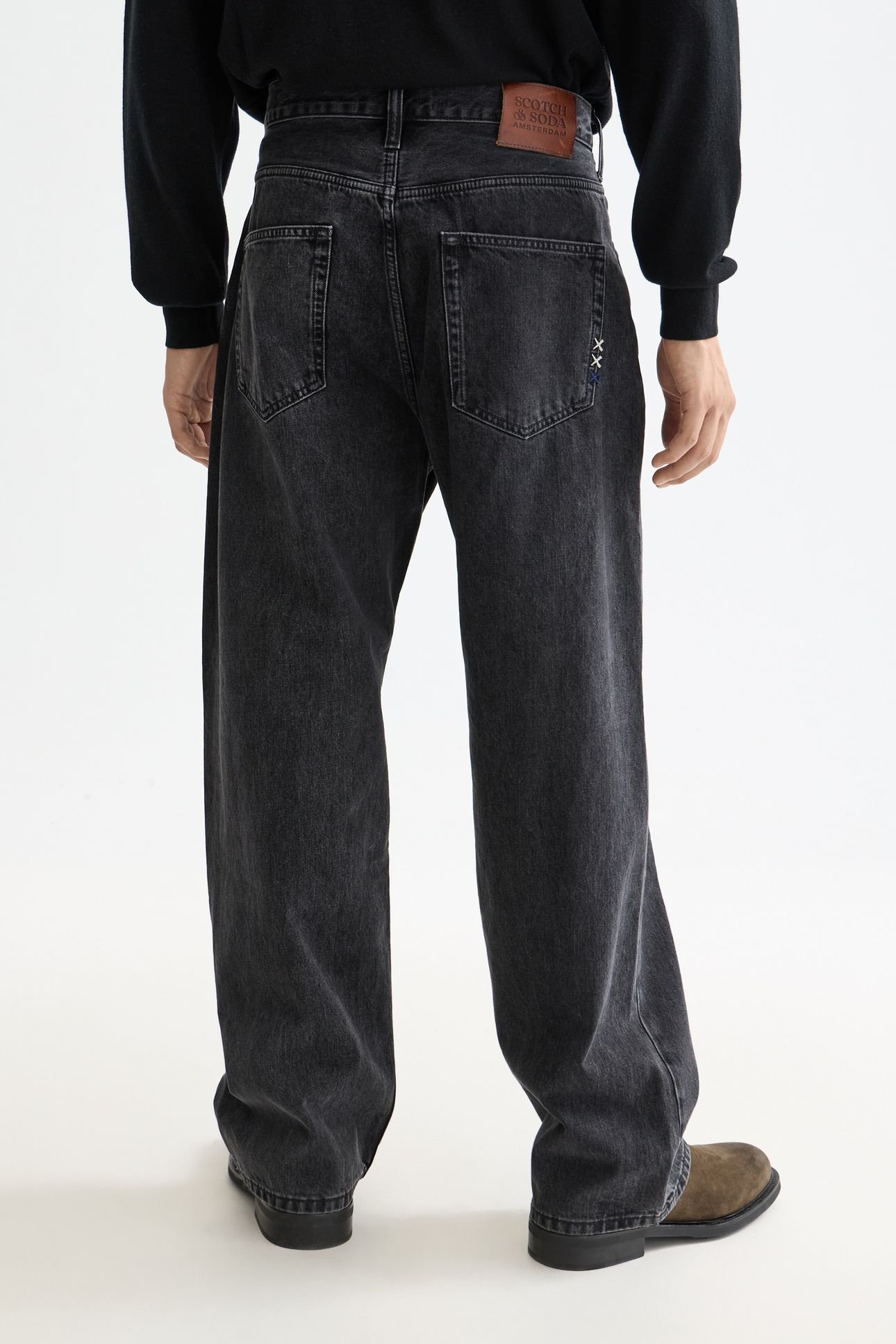 CORE THE PITCH LOOSE FIT JEANS — BLACK BUZZ BLACK 1
