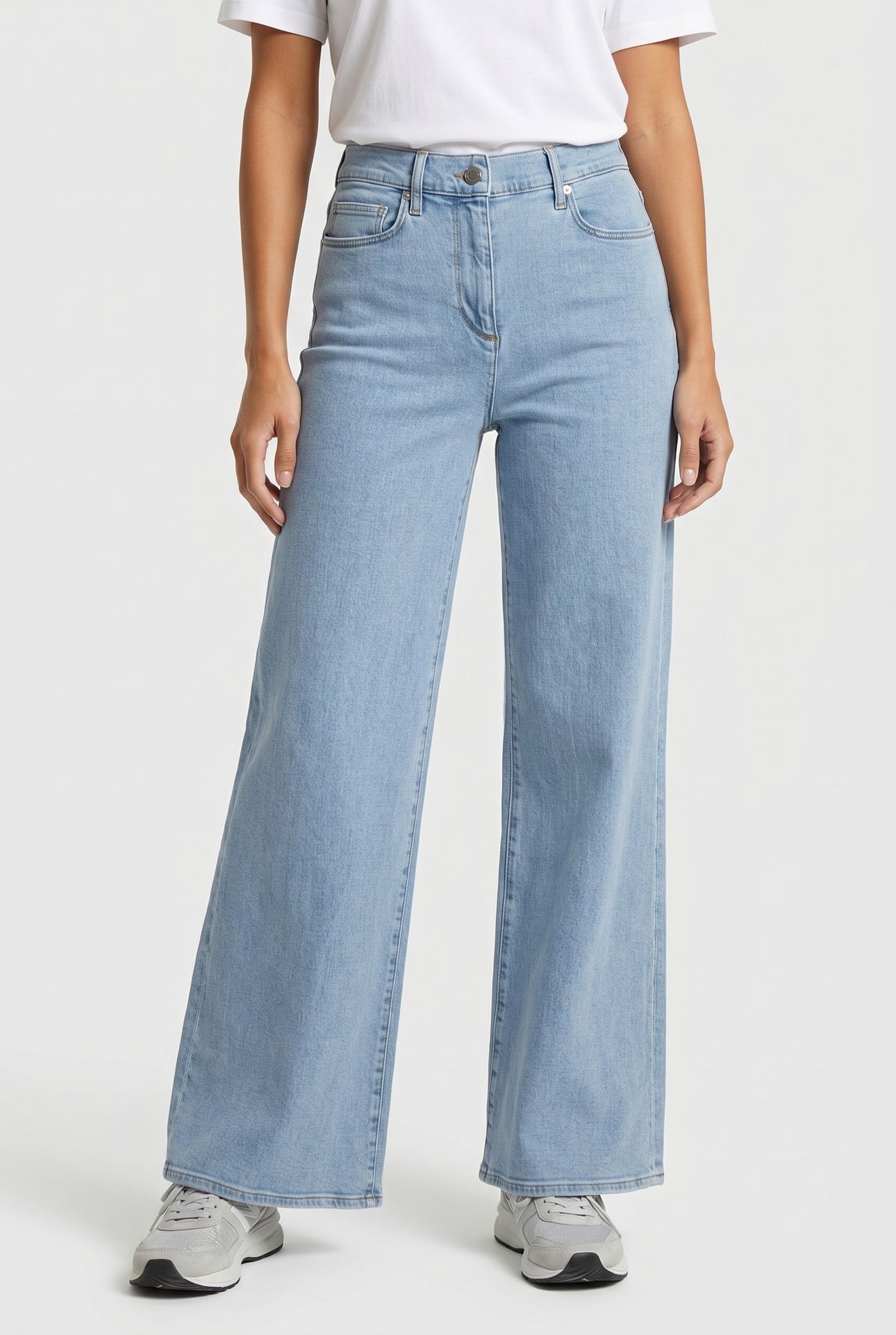 WIDE LEG JEAN PALE BLUE 1