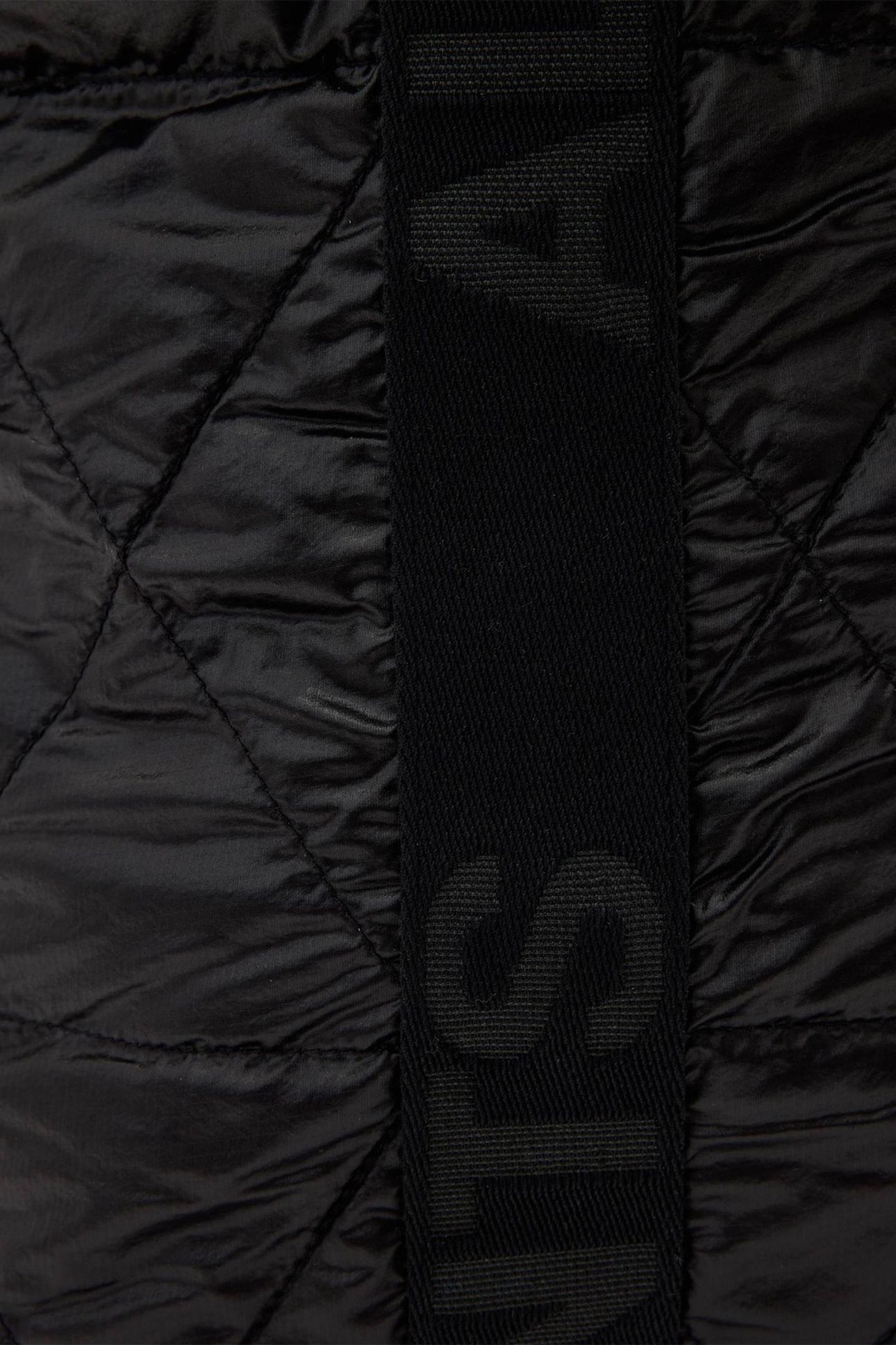 KEI QUILT BACKPACK BLACK 10