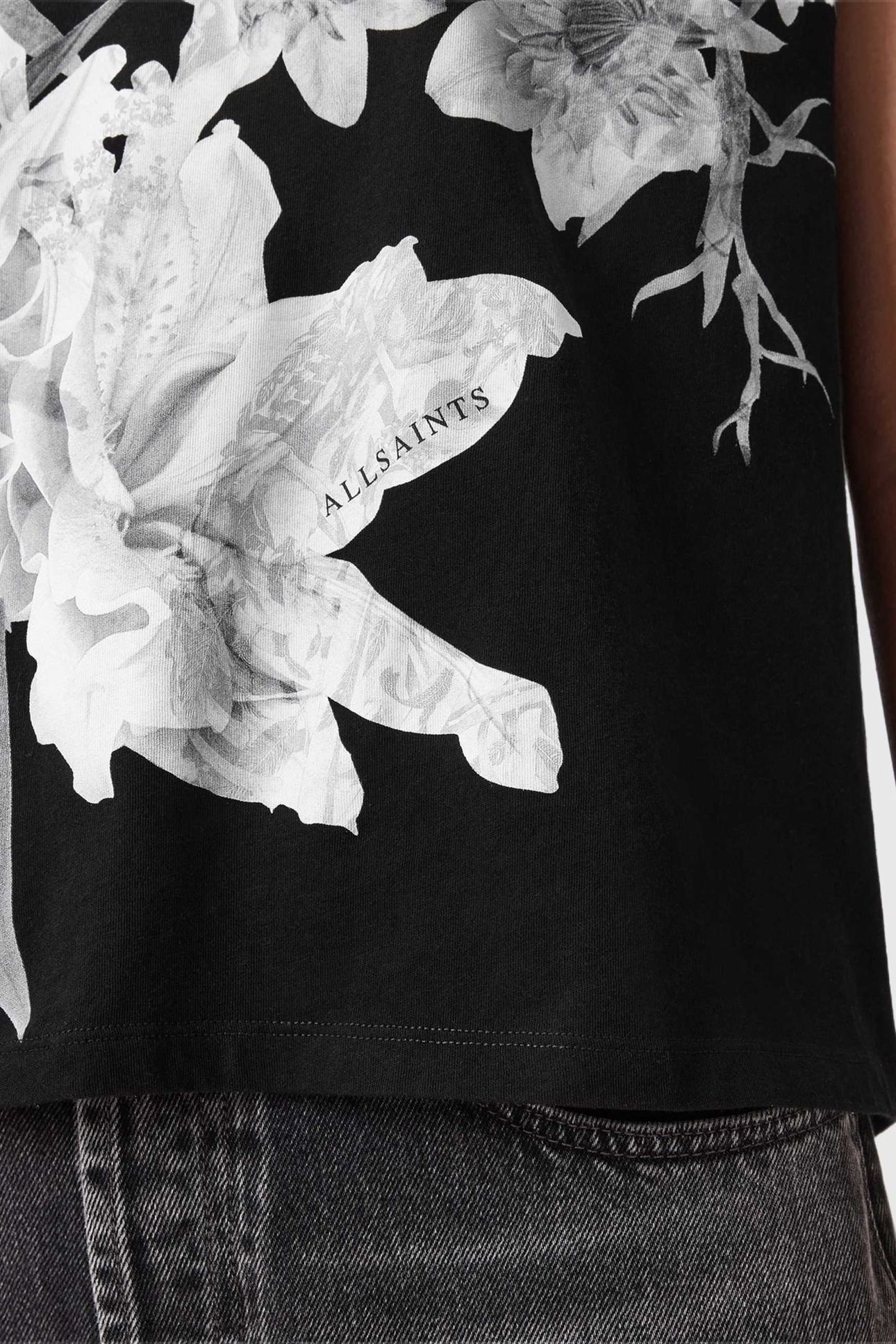 CRYSTAL ANNA TEE BLACK 6