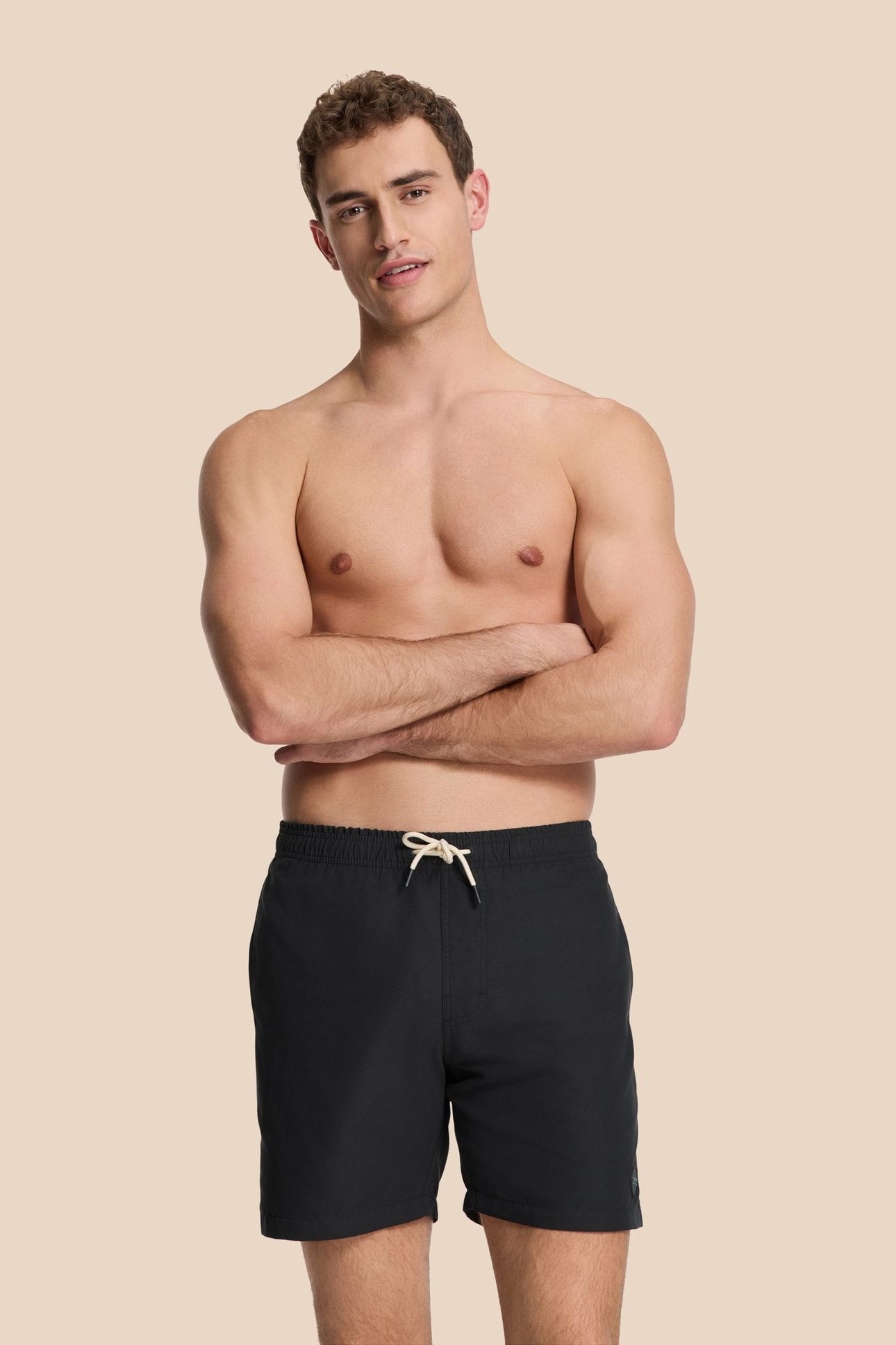MEN MIKE SWIM SHORTS 7 INCH SOLID BLACK 2