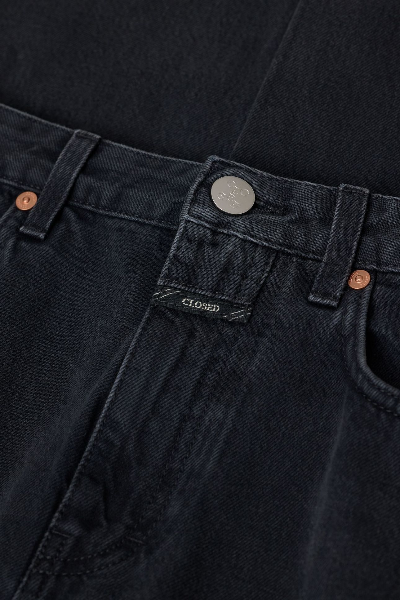 ROAN DARK GREY 4