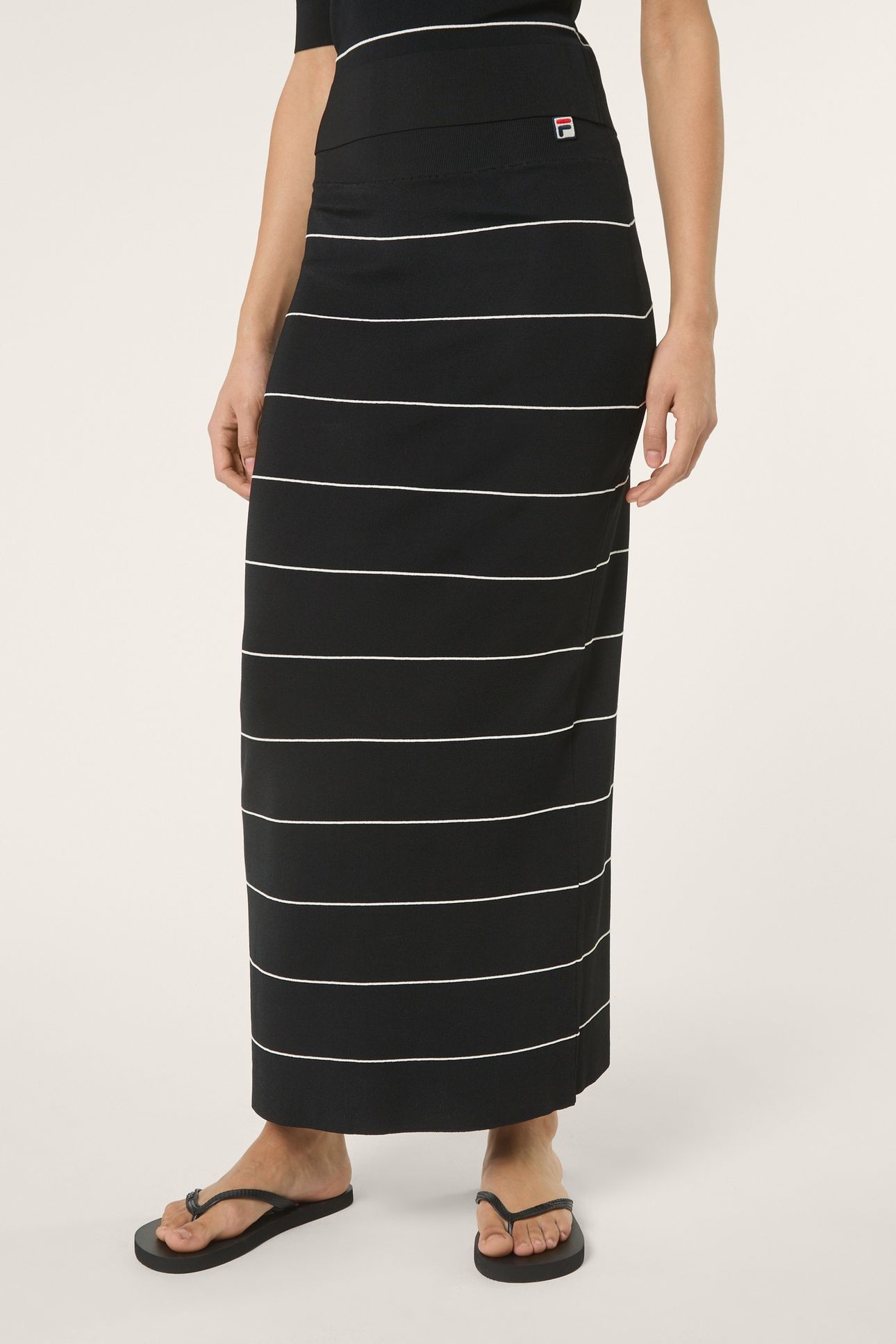 MONTECARLO STRAIGHT FINE KNITTED SKIRT BLACK 1