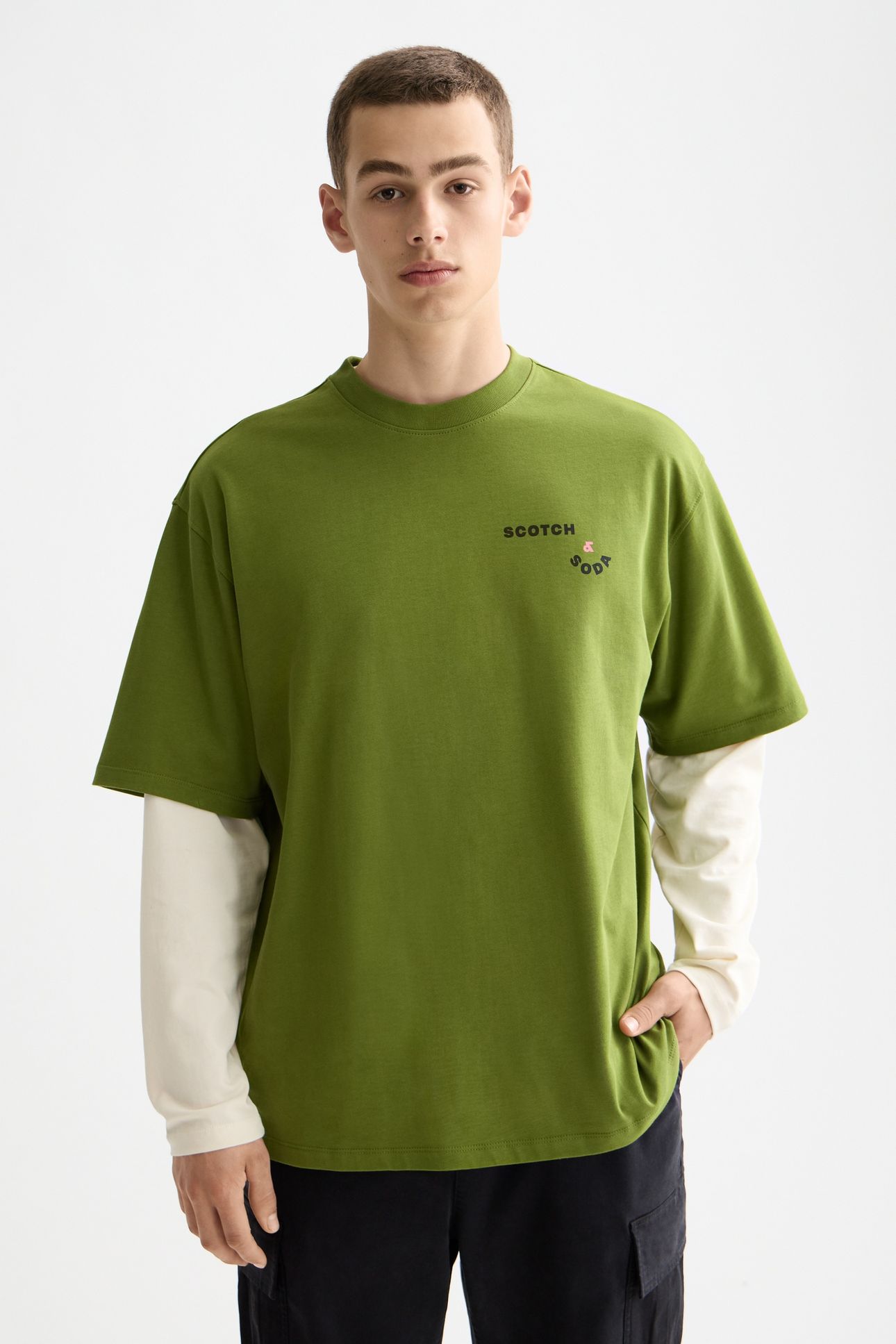 LOOSE FIT FRONT AND BACK ARTWORK T-SHIRT CALLA GREEN 1