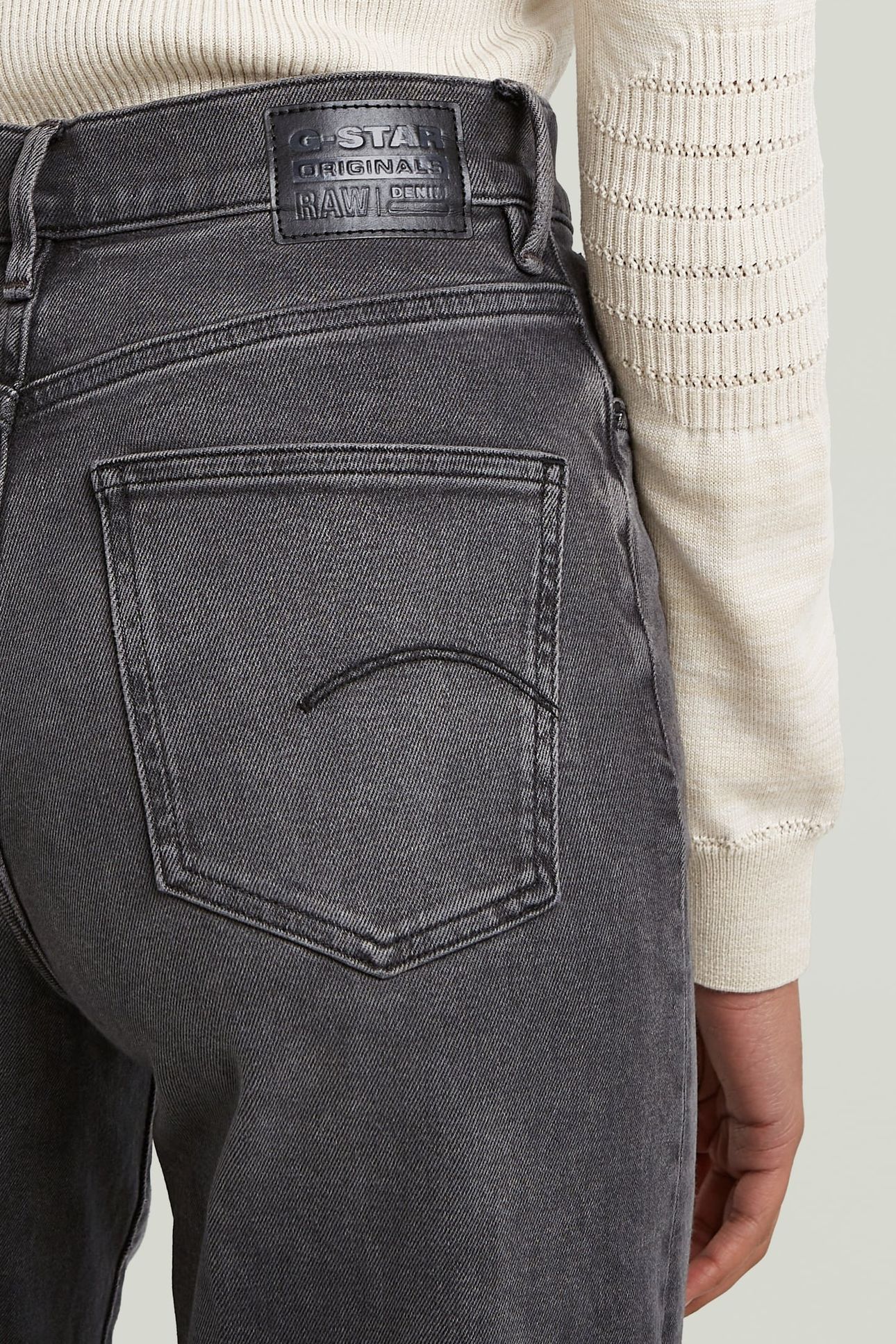 DECK 2.0 HIGH LOOSE JEANS BLACK 6