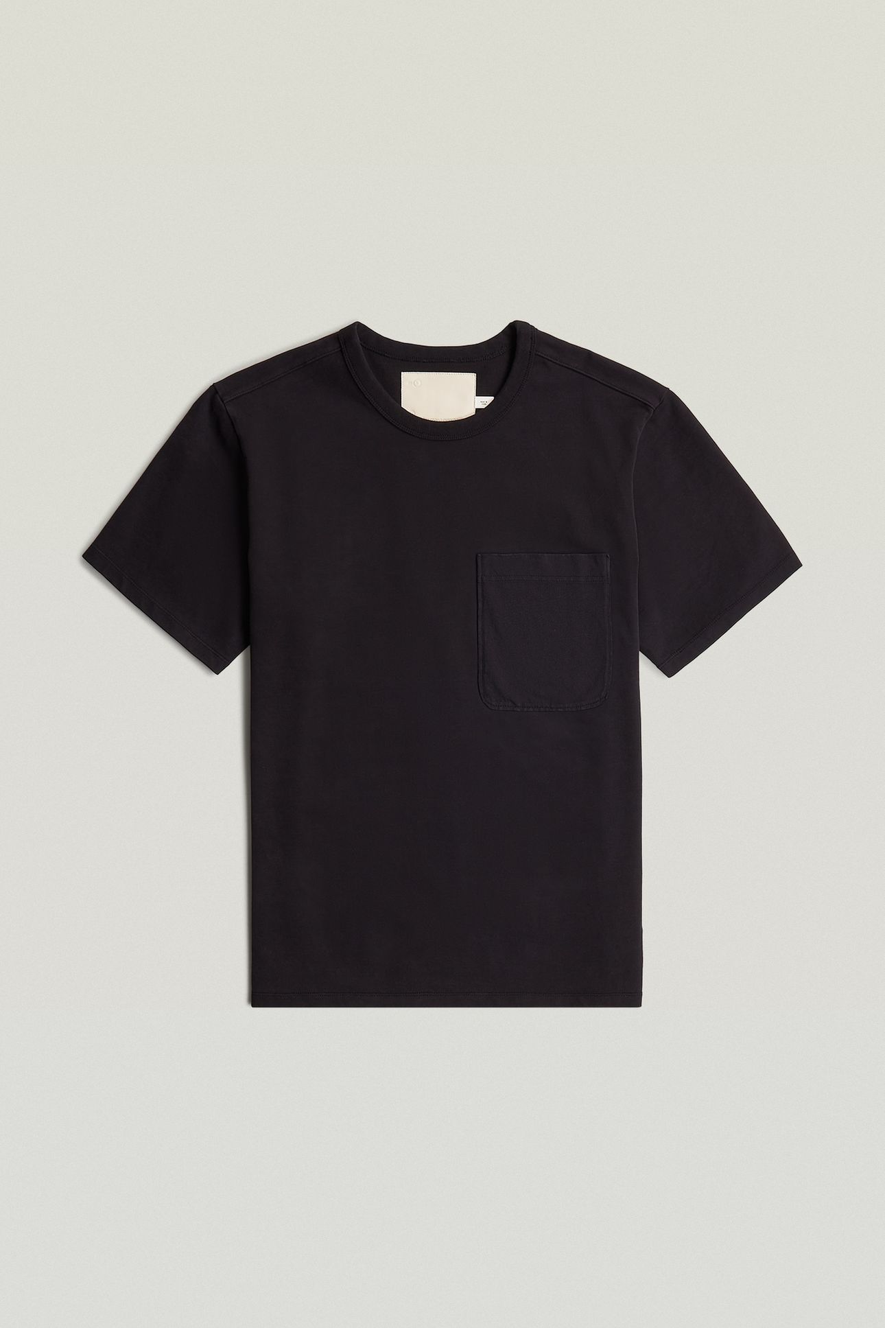 MN NUAG REGULAR R T S\S BLACK 6