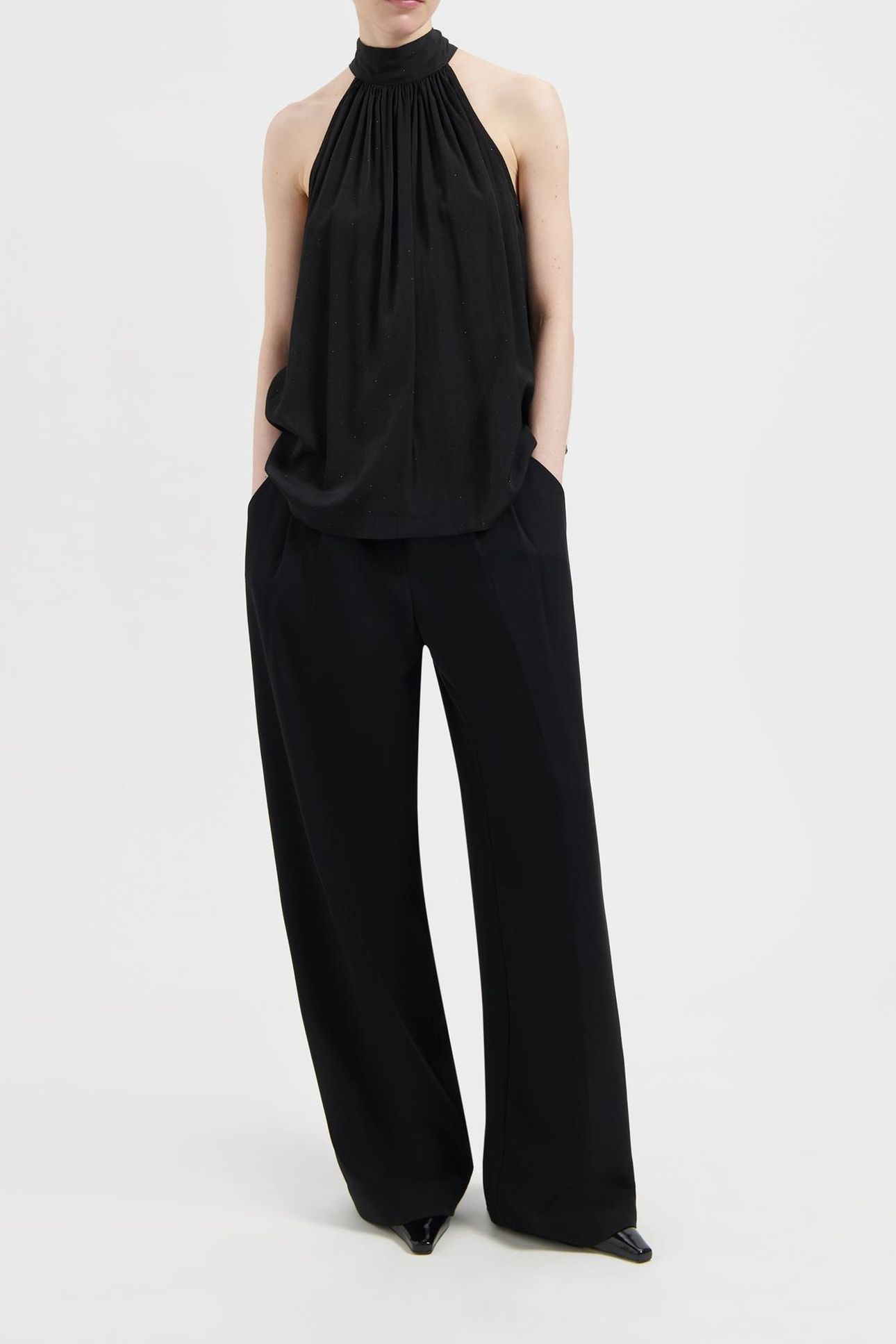 NOUS SOMMES LABELS – HAZEL HALTER TOP BLACK 2