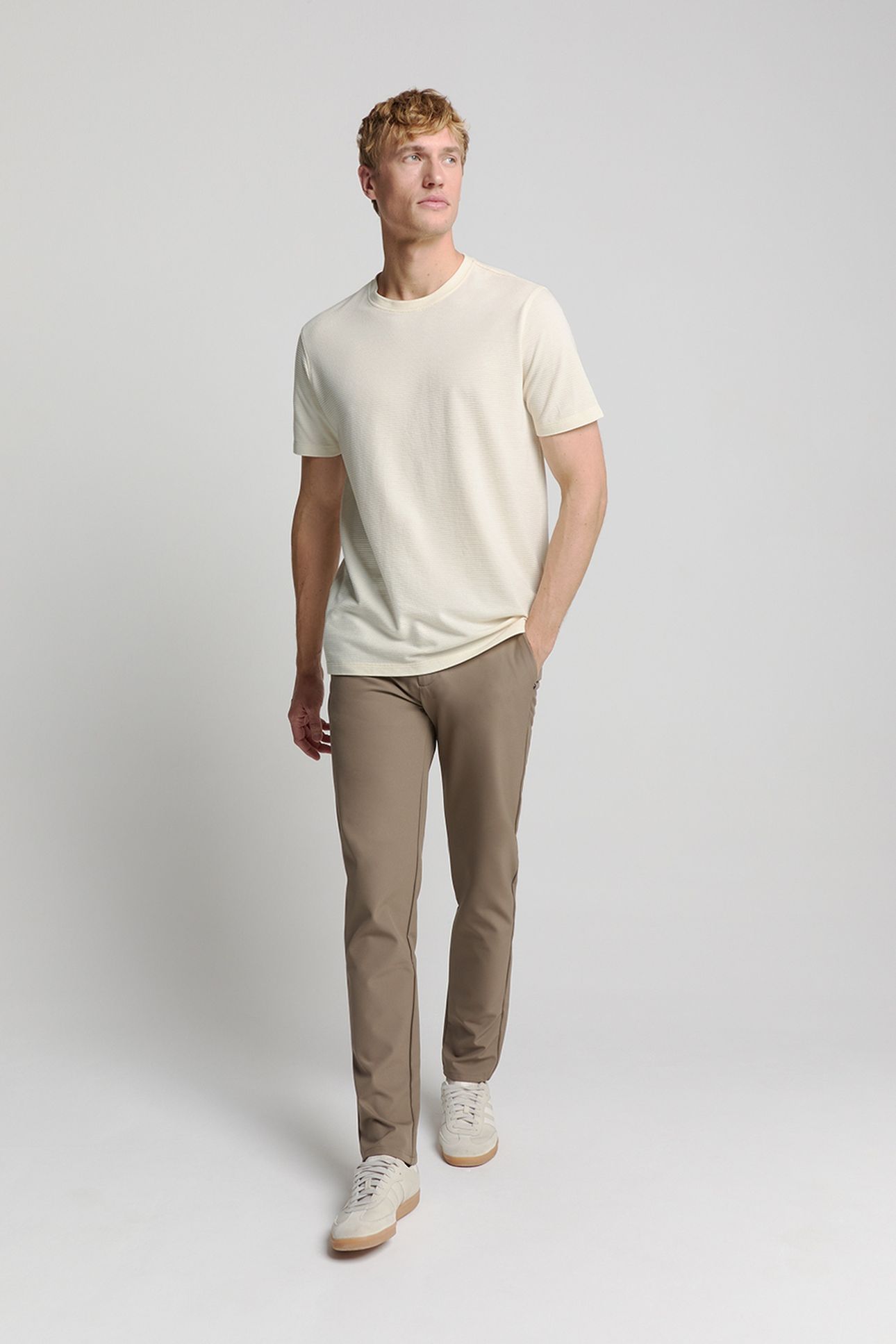 T-SHIRT CREWNECK SOLID RELIEF KNIT OFFWHITE 1