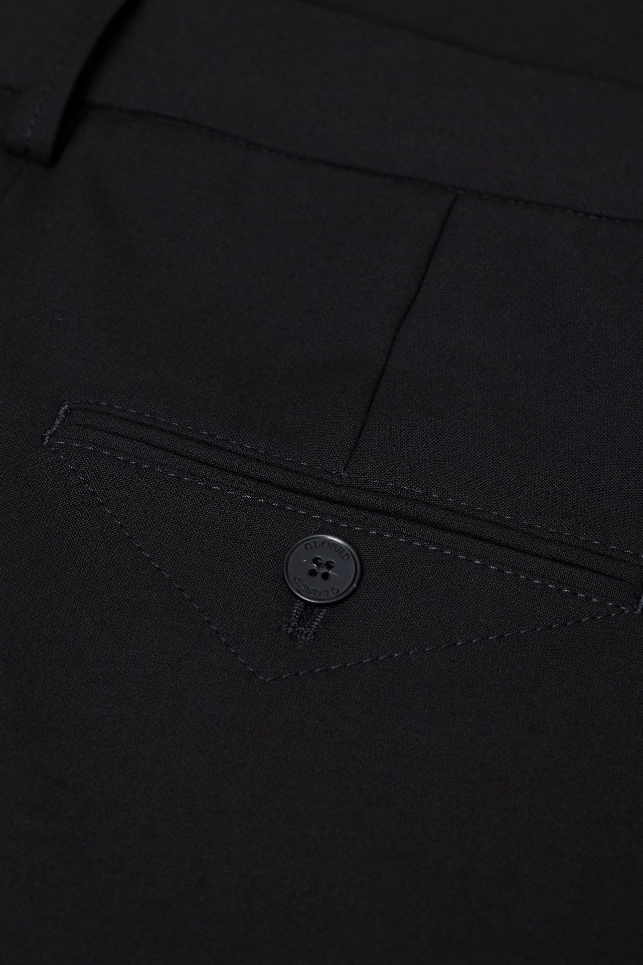 JURDY BLACK 4