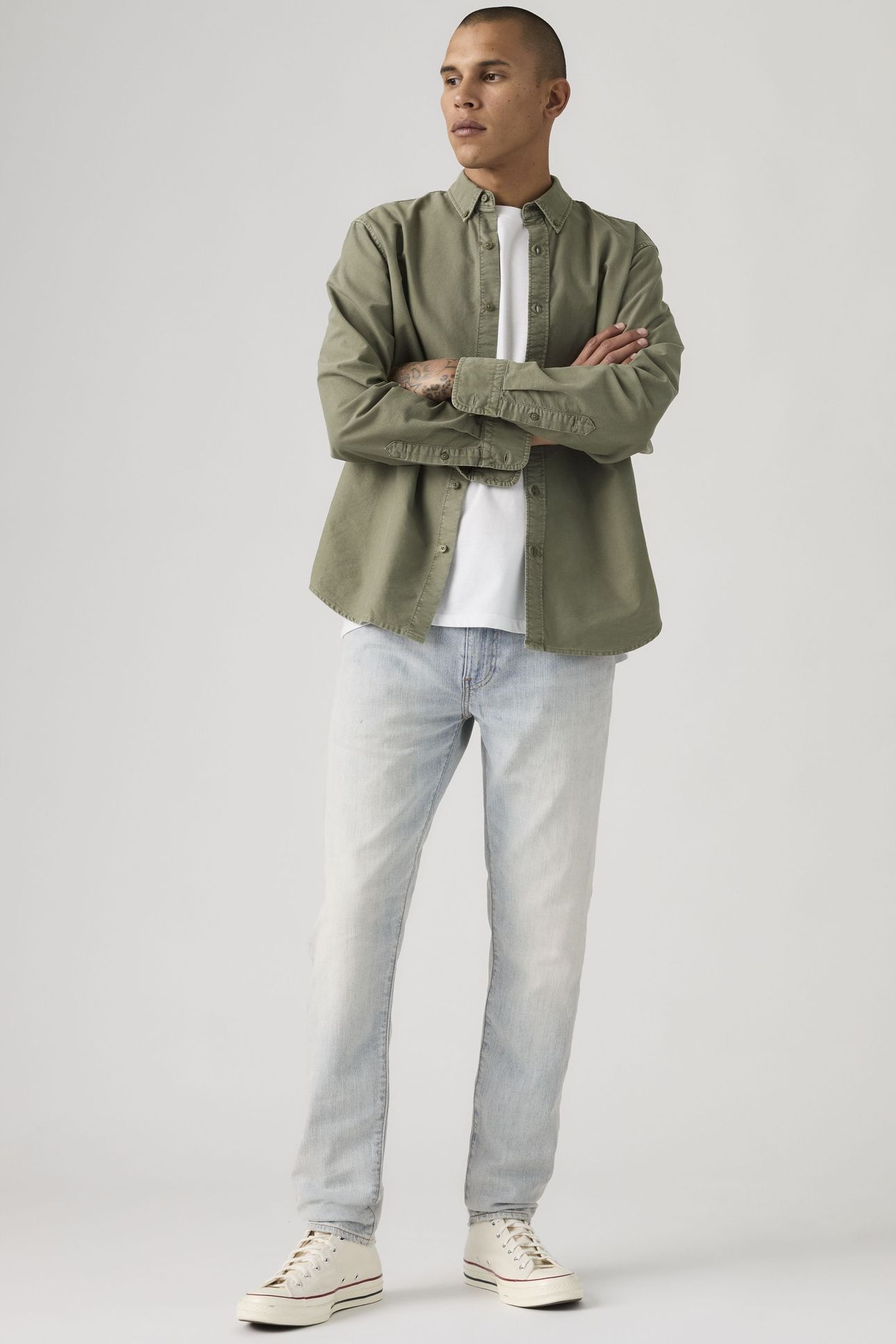 512™ SLIM TAPER LIGHTWEIGHT JEANS 2