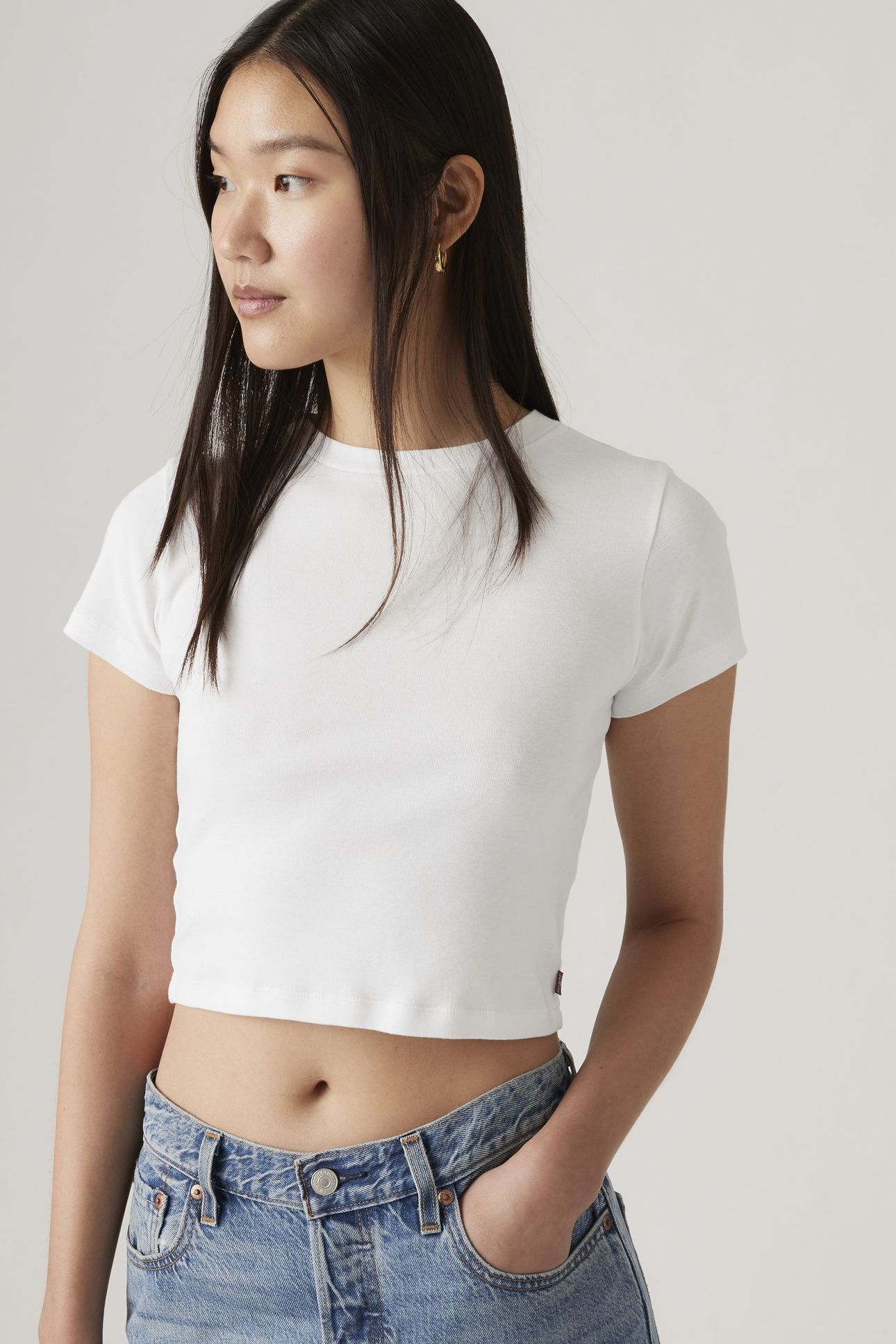 ESSENTIAL SPORTY TEE 3