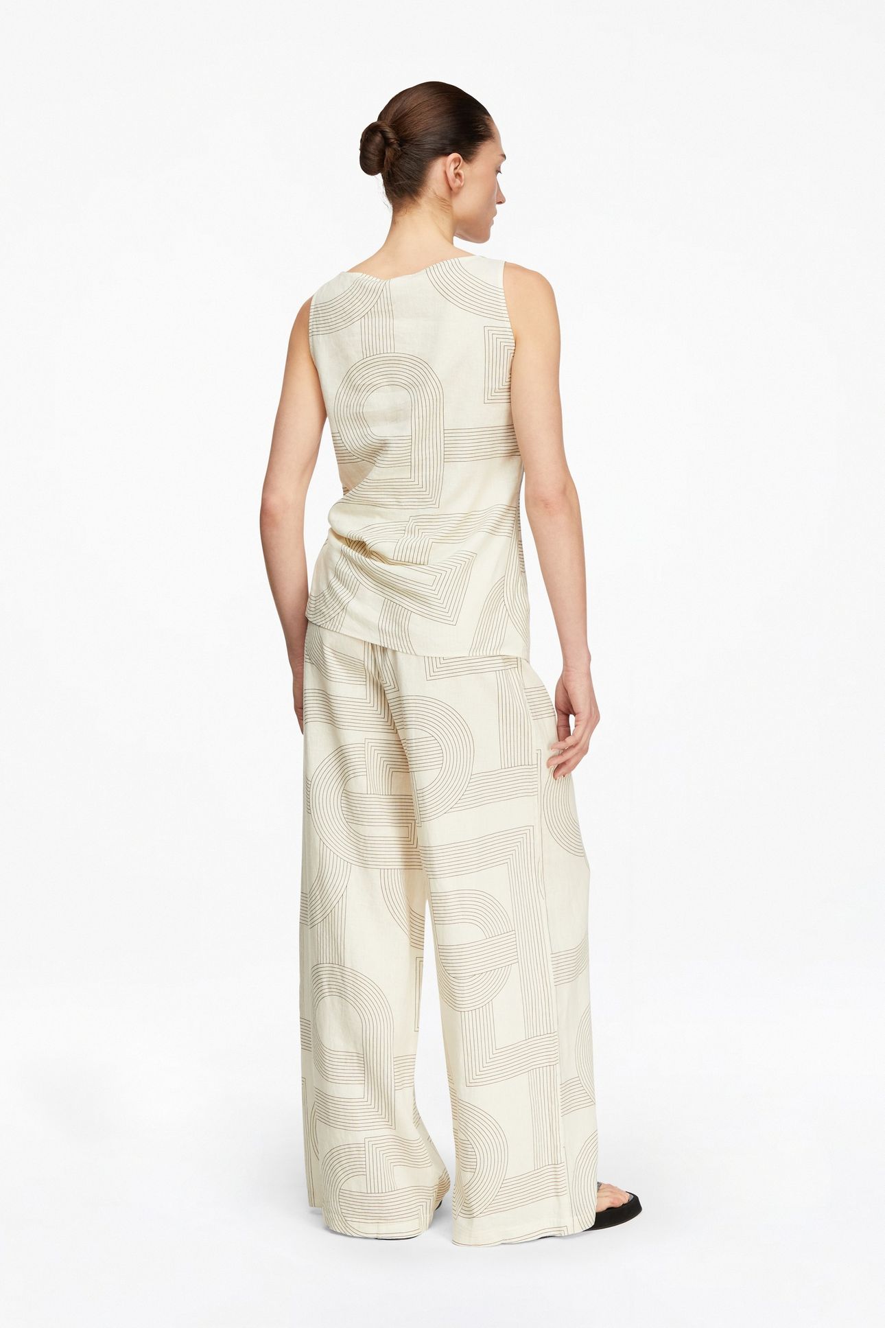 COMMA PANTS OFFWHITE 3