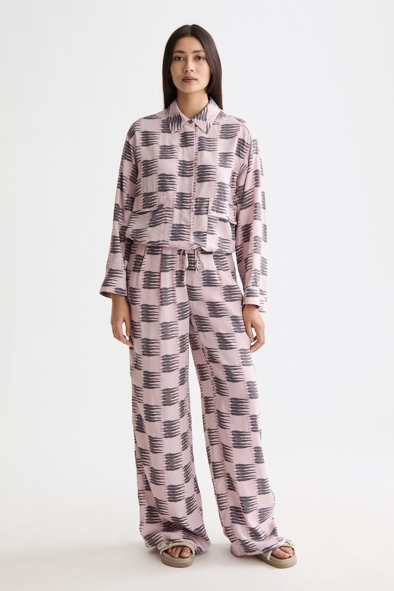 PRINTED UTILITY SHIRT FEATHER BLOCK 7