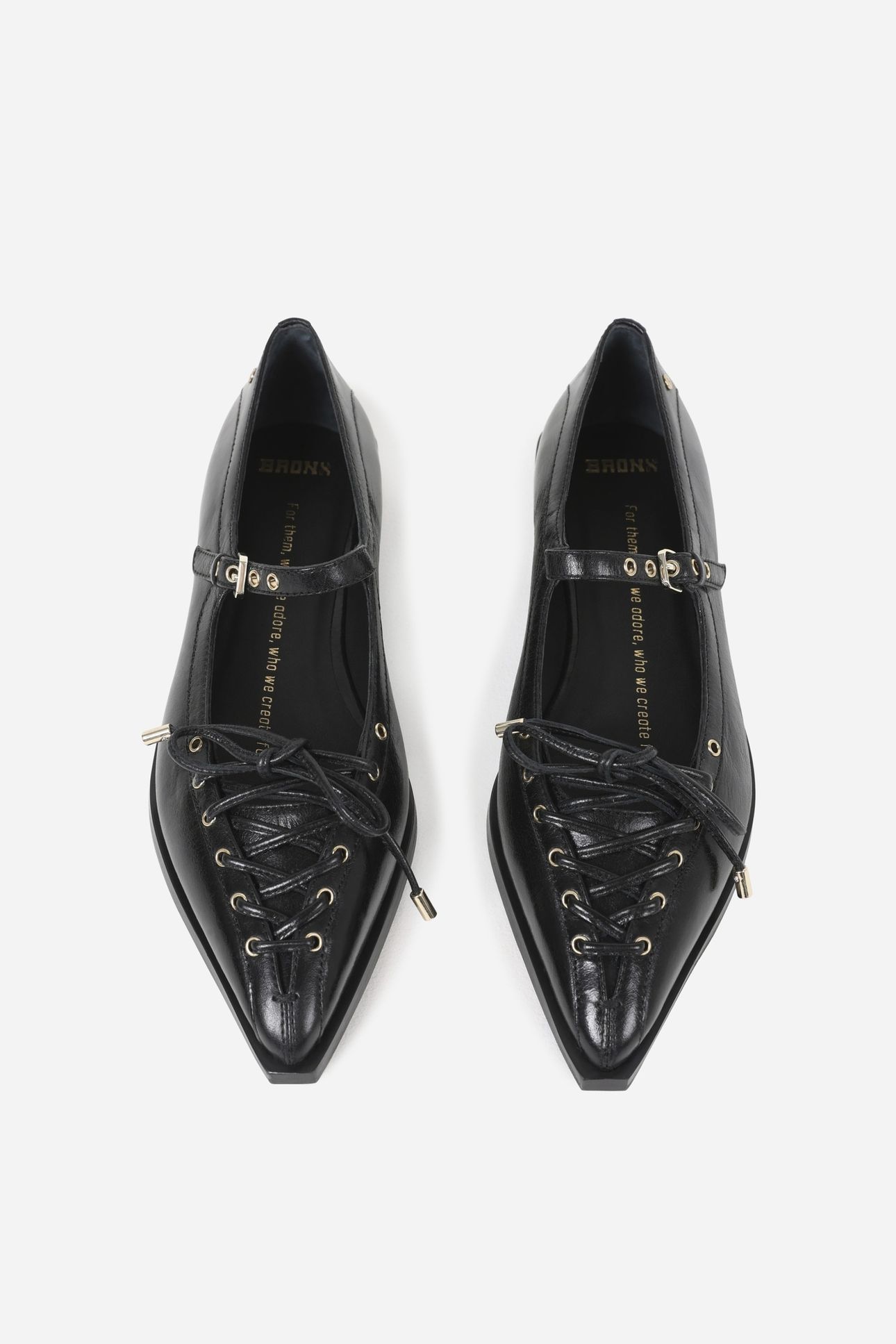 LAUR-YNN LOW SHOE BLACK 4