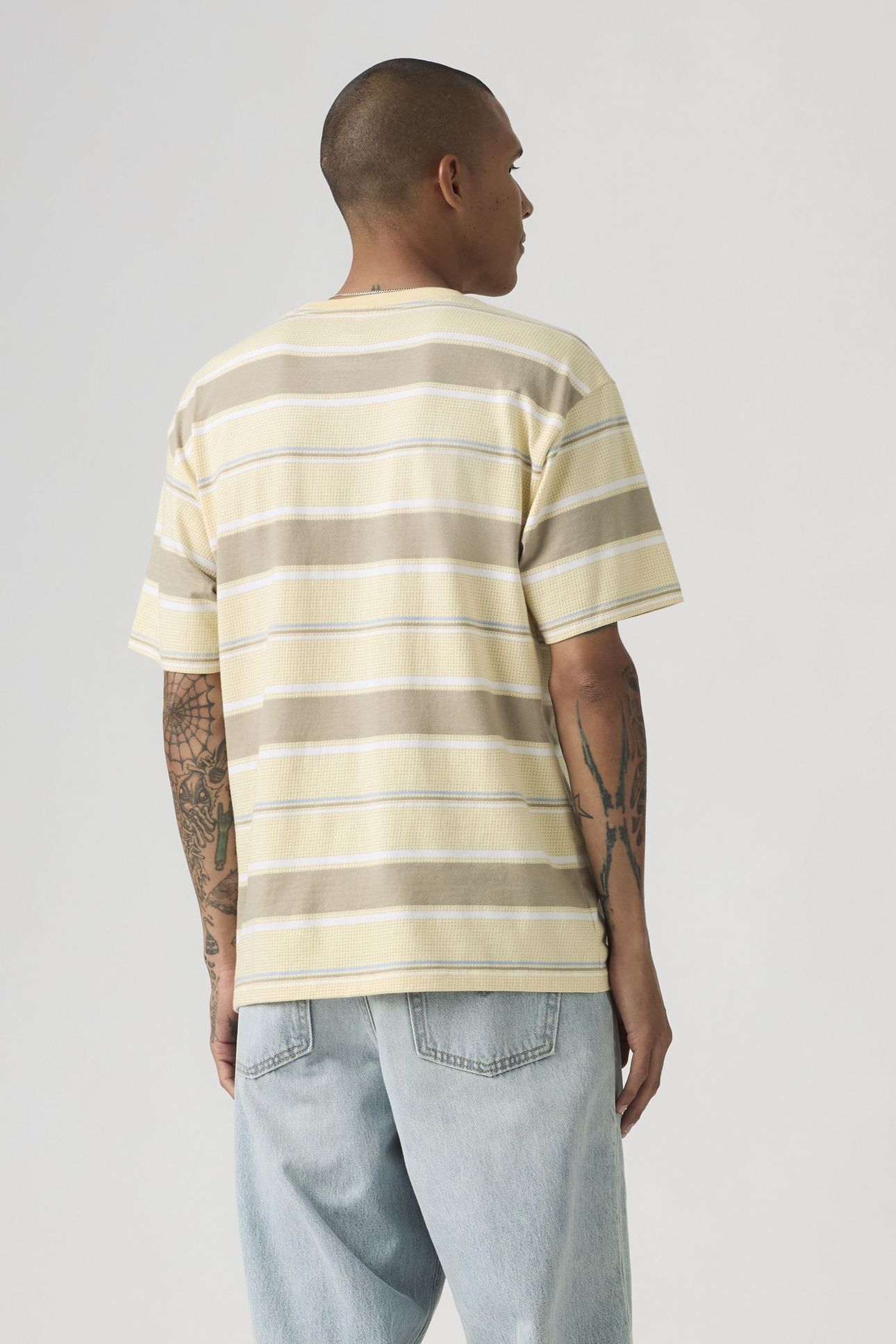 RED TAB VINTAGE TEE 4