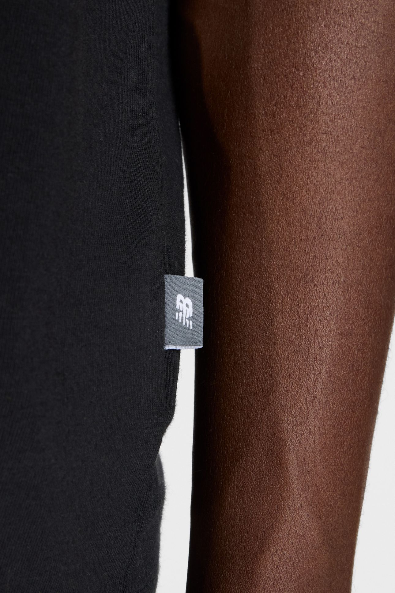 WOVEN LABEL T-SHIRT BLACK 6